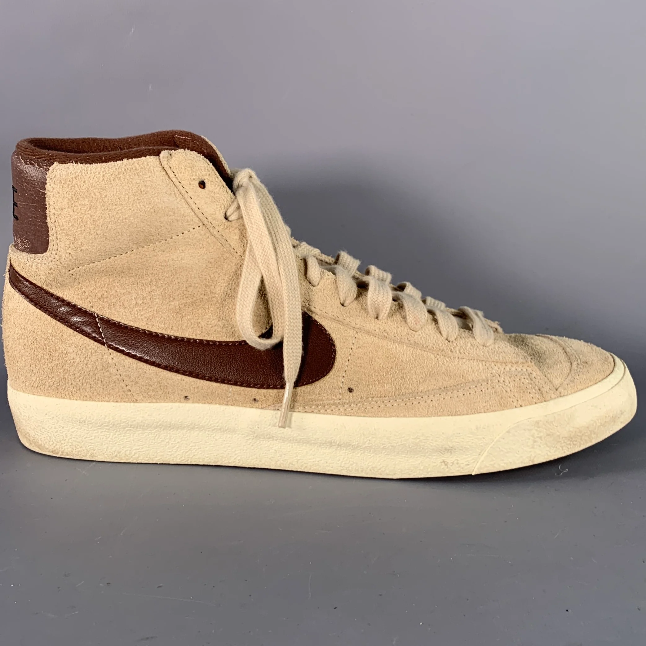 NIKE Size 10.5 Beige Brown Logo Suede High Top Sneakers - Image 2