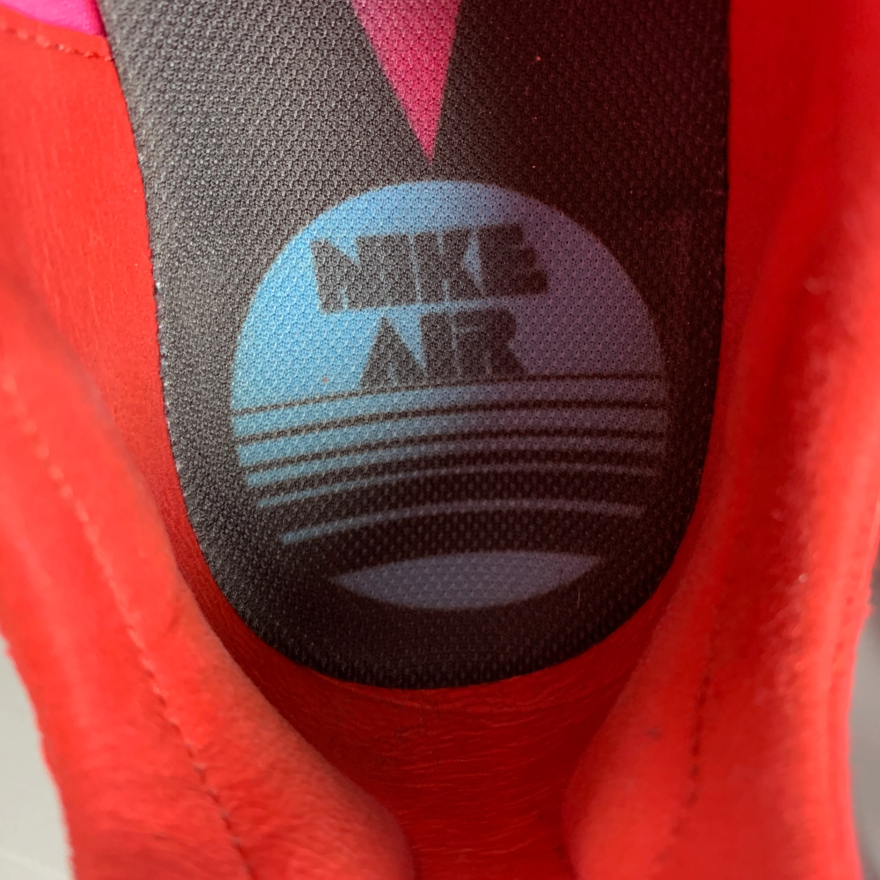 NIKE Size 10.5 Pink Fuchsia  -REACT- Sneakers - Image 8