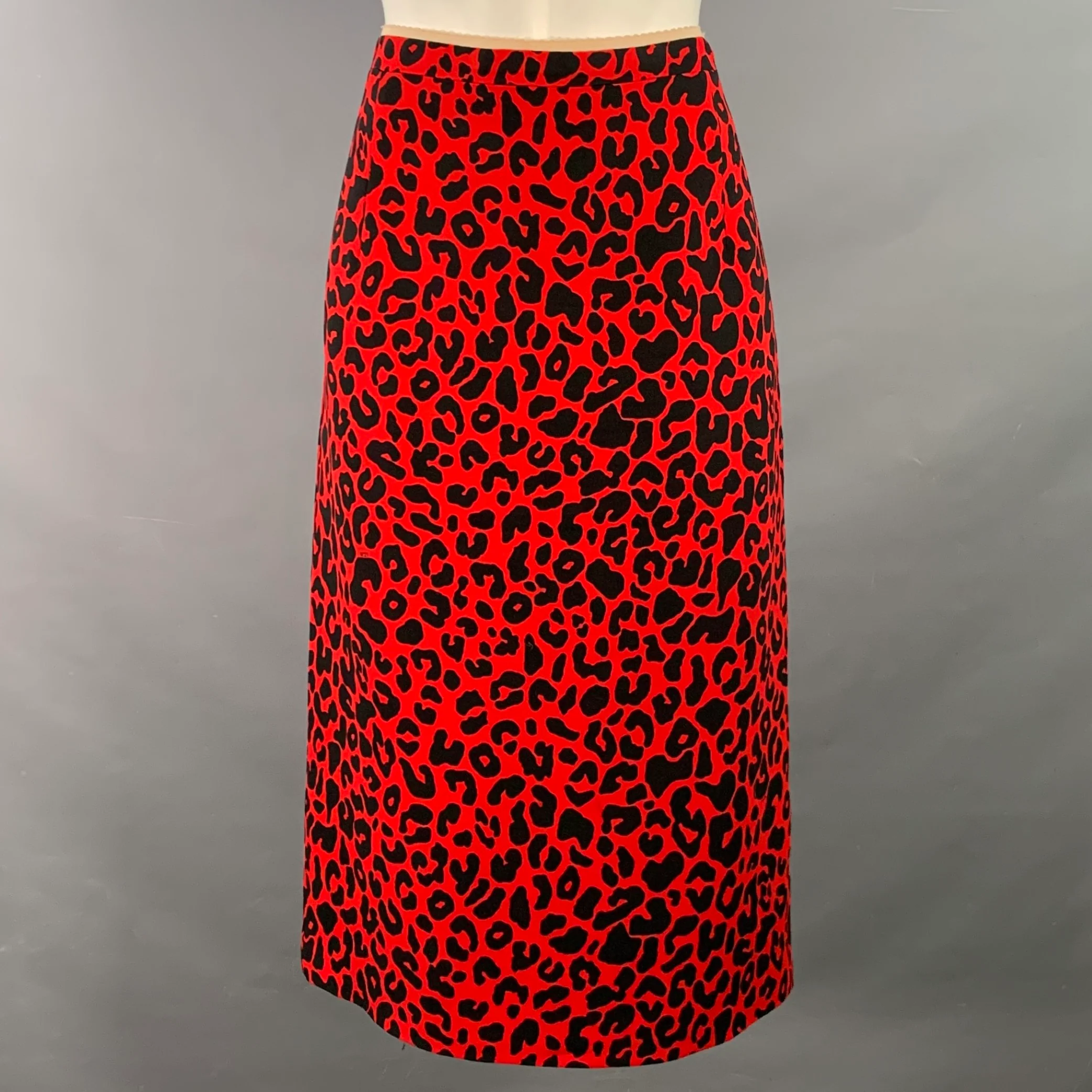 No. 21 Size 8 Red Black Viscose Animal Print Pencil Midi Skirt
