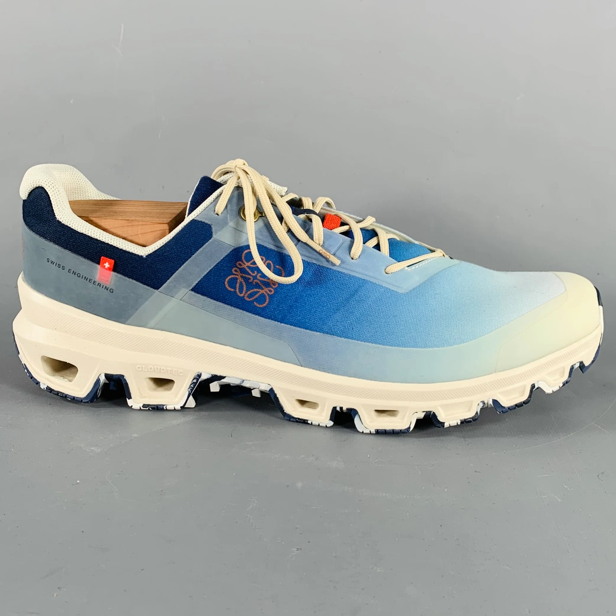 ON RUNNING x LOEWE Size 11 Blue Cream Ombre Coated Canvas Sneakers - Image 2