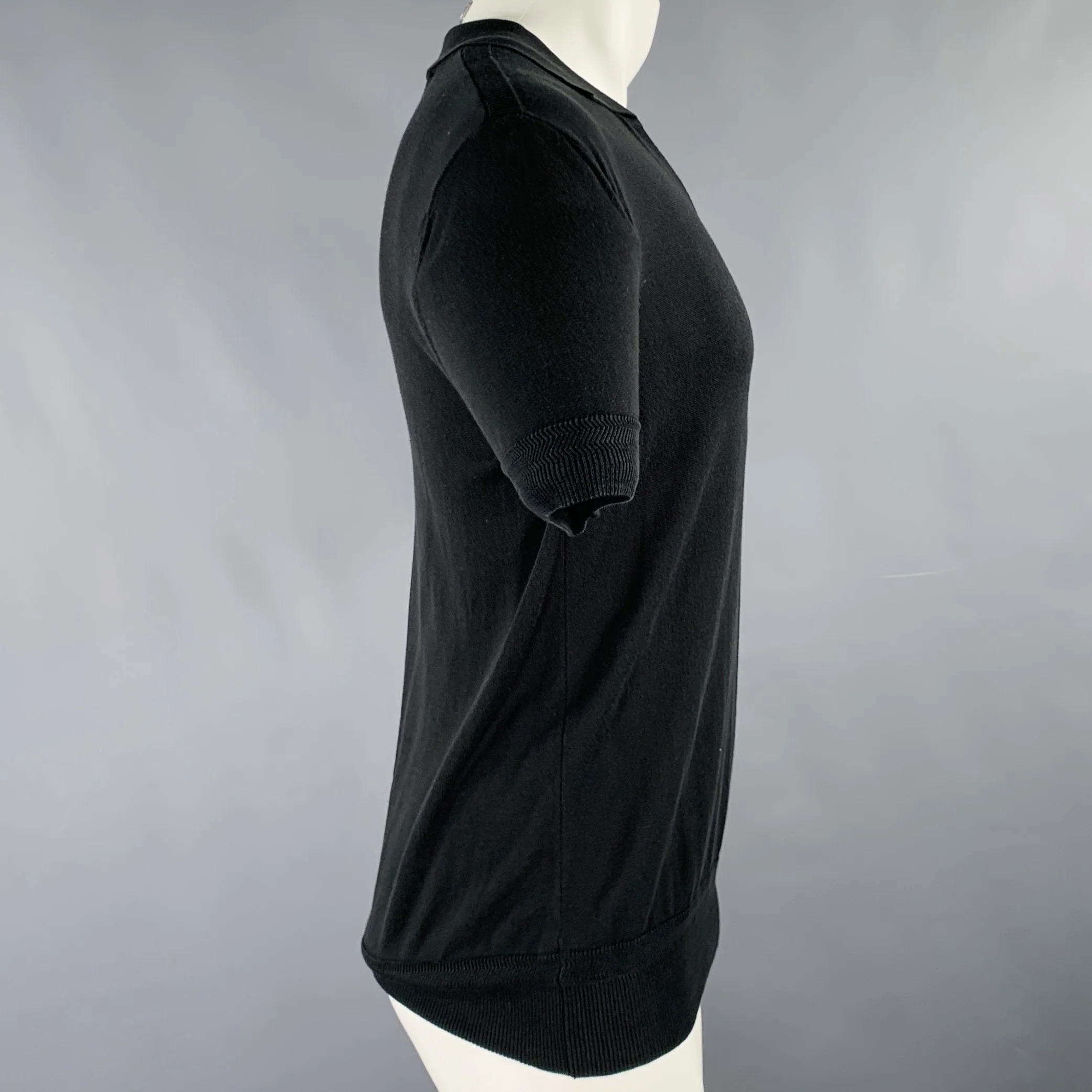ORLEBAR BROWN Size M Black Knit V-Neck Polo - Image 2