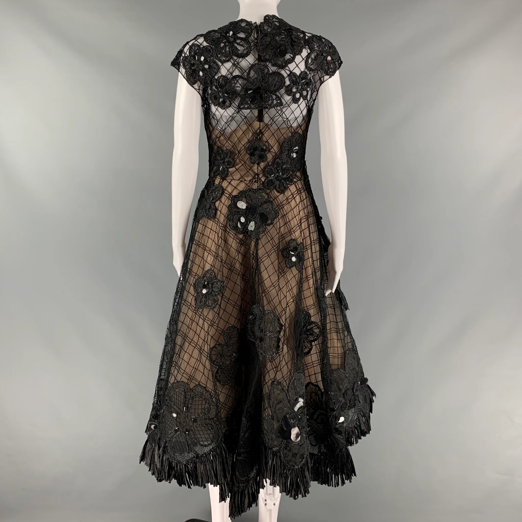OSCAR DE LA RENTA Size 4 Black Nude Polyamide Embroidered Cocktail Dress - Image 5