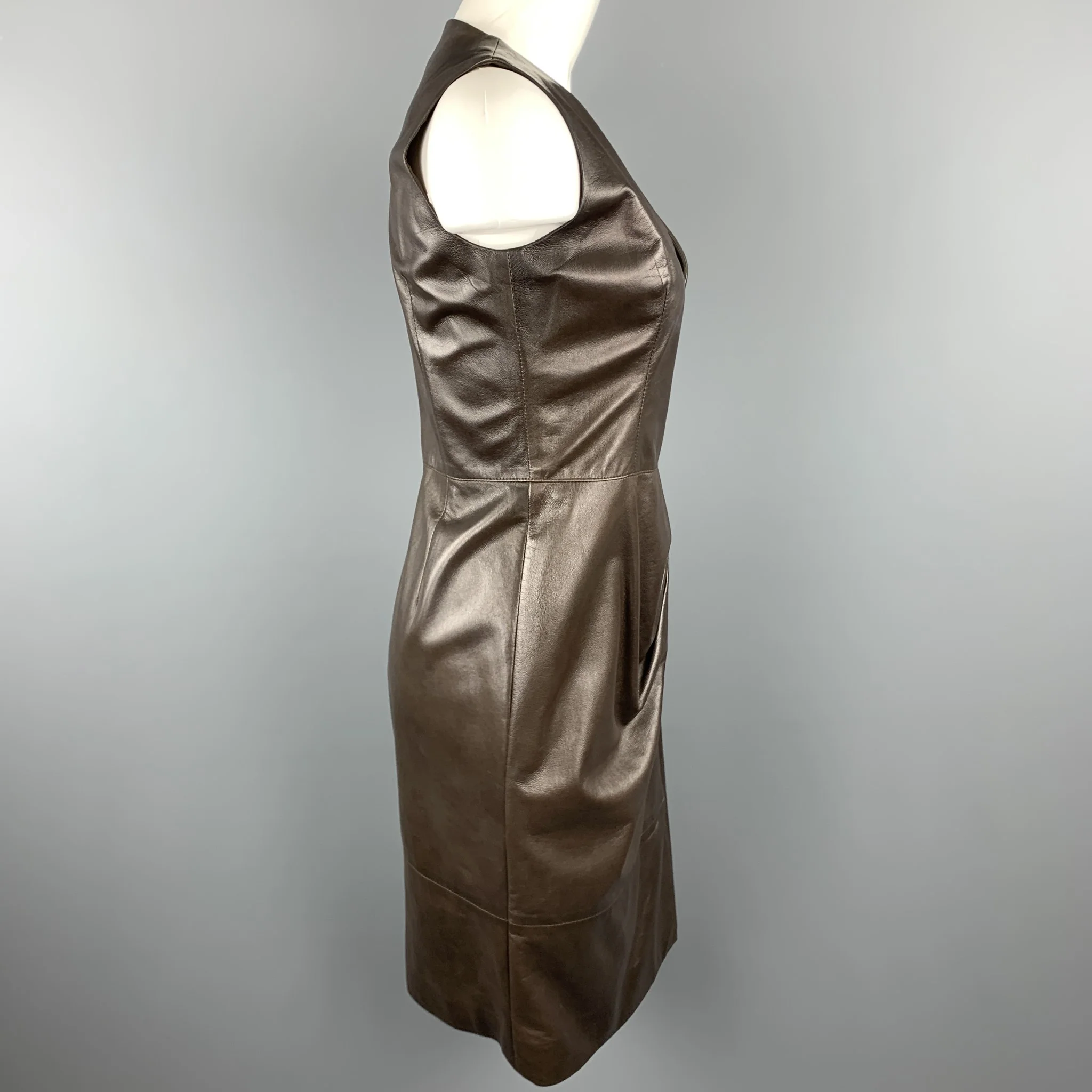 OSCAR DE LA RENTA Size 4 Brown Leather Draped Sleeveless Wrap Dress - Image 6