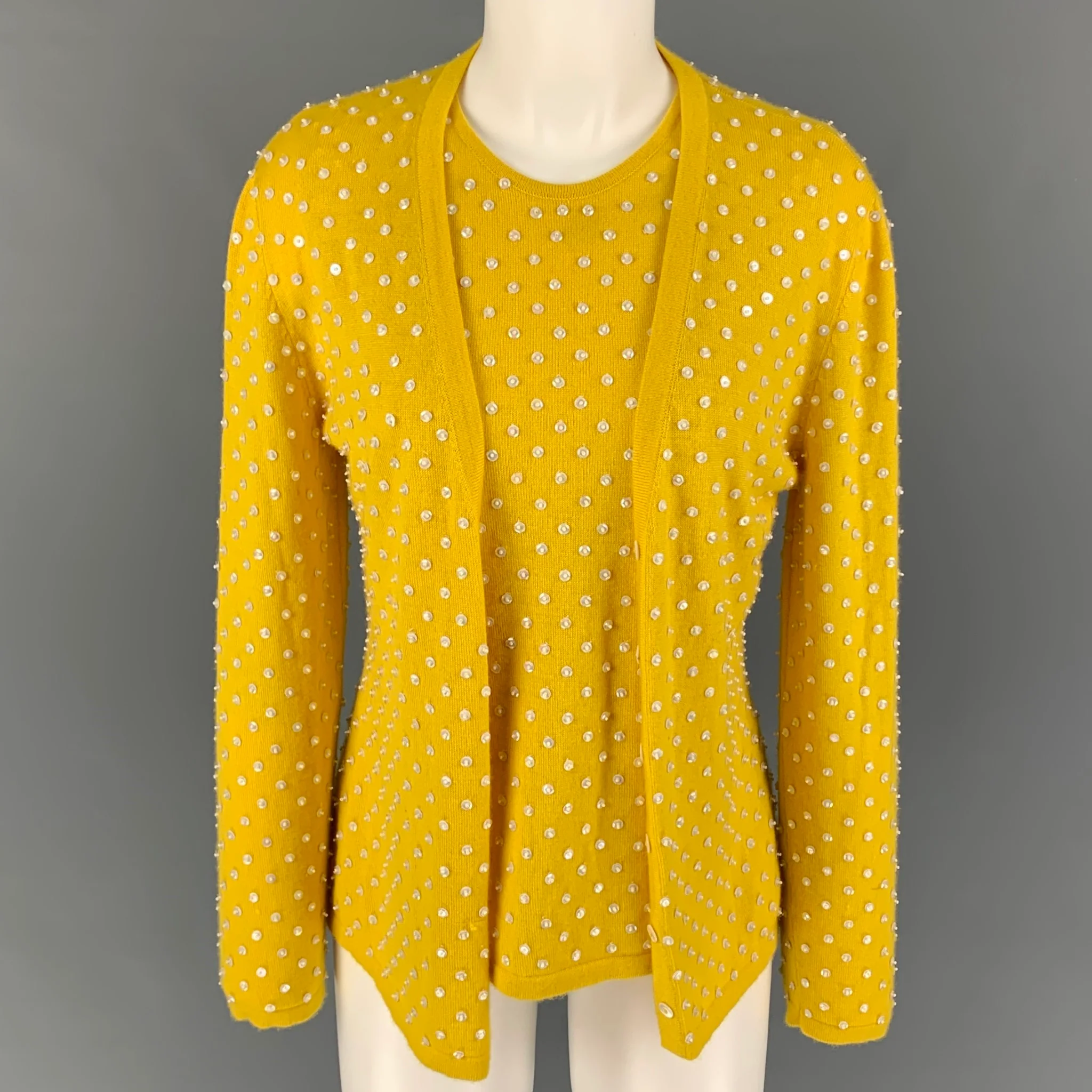 OSCAR DE LA RENTA Size M Yellow Cashmere Beaded Sleeveless Pullover - Image 5