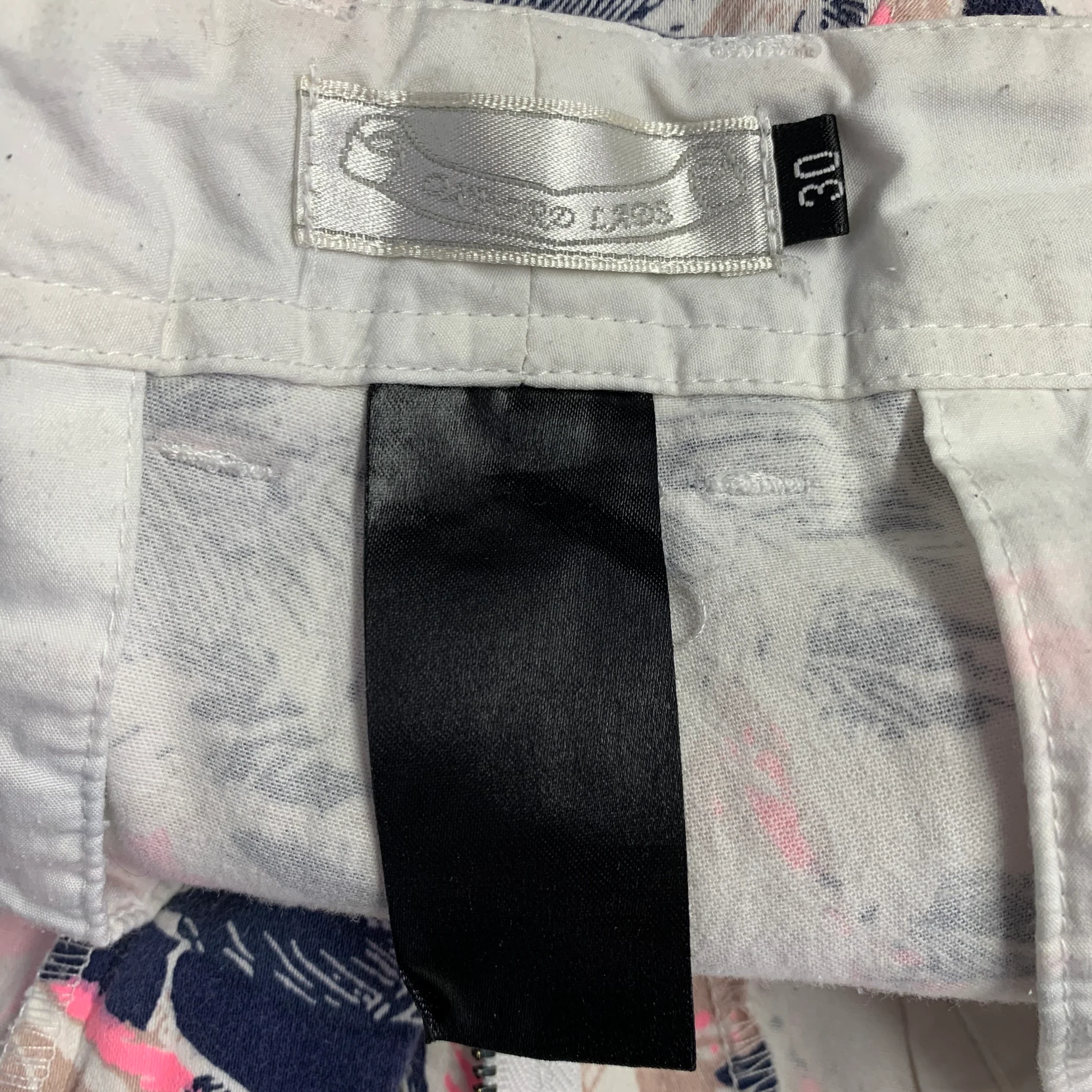 OXFORD LADS Size 30 Tan Pink Leaves Cotton Blend Flat Front Shorts - Image 3