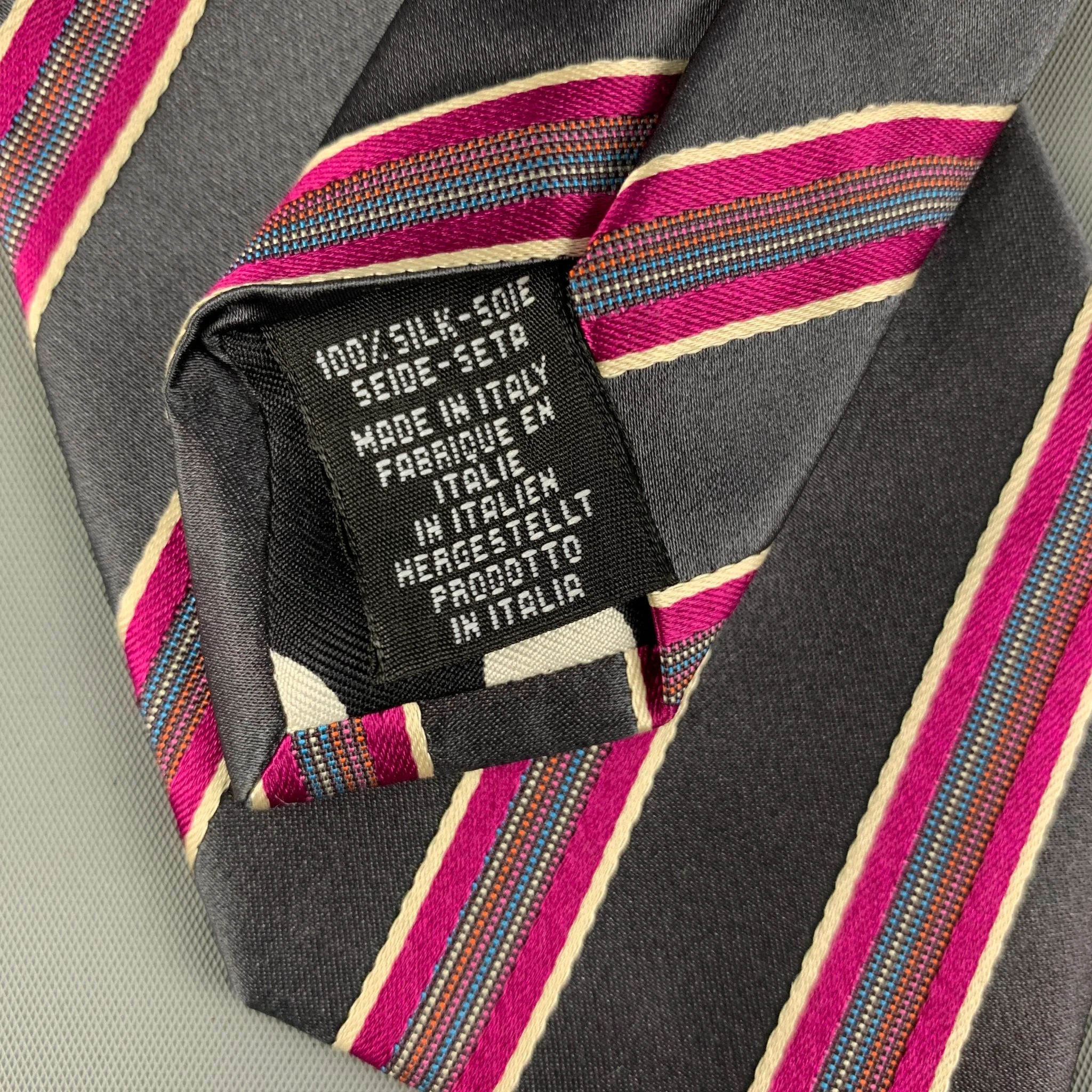 PAUL SMITH Grey & Magenta Diagonal Stripe Silk Tie - Image 5
