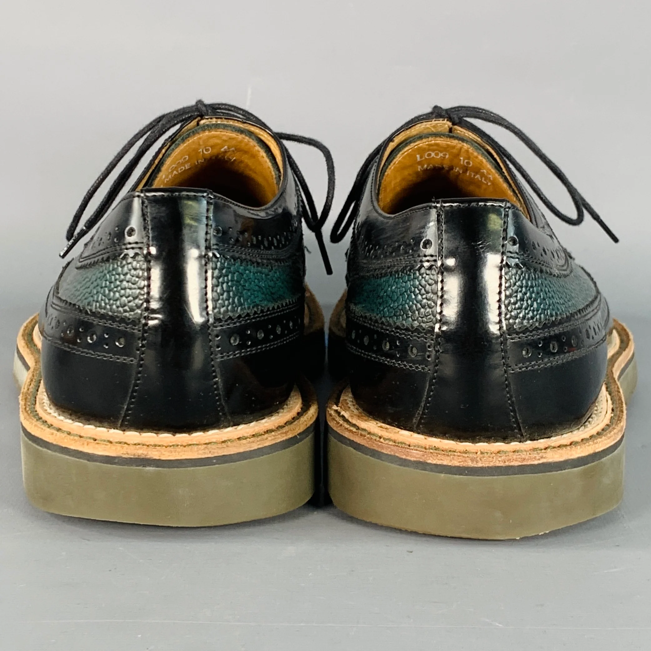 PAUL SMITH Size 10 Black Green Perforated Pebble Grain Leather Wingtip Lace-Up Shoes - Image 3