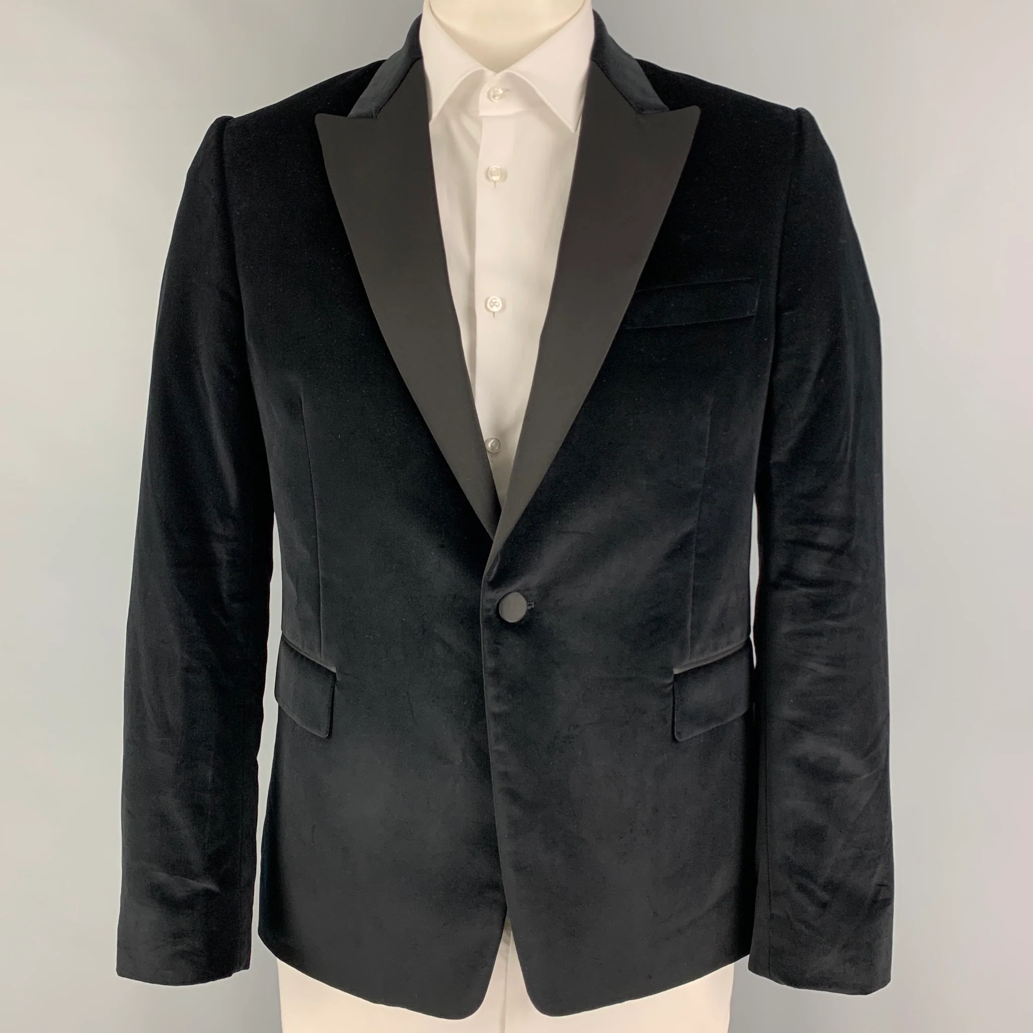 PAUL SMITH Size 42 Black Velvet Cotton Velvet Tuxedo Sport Coat
