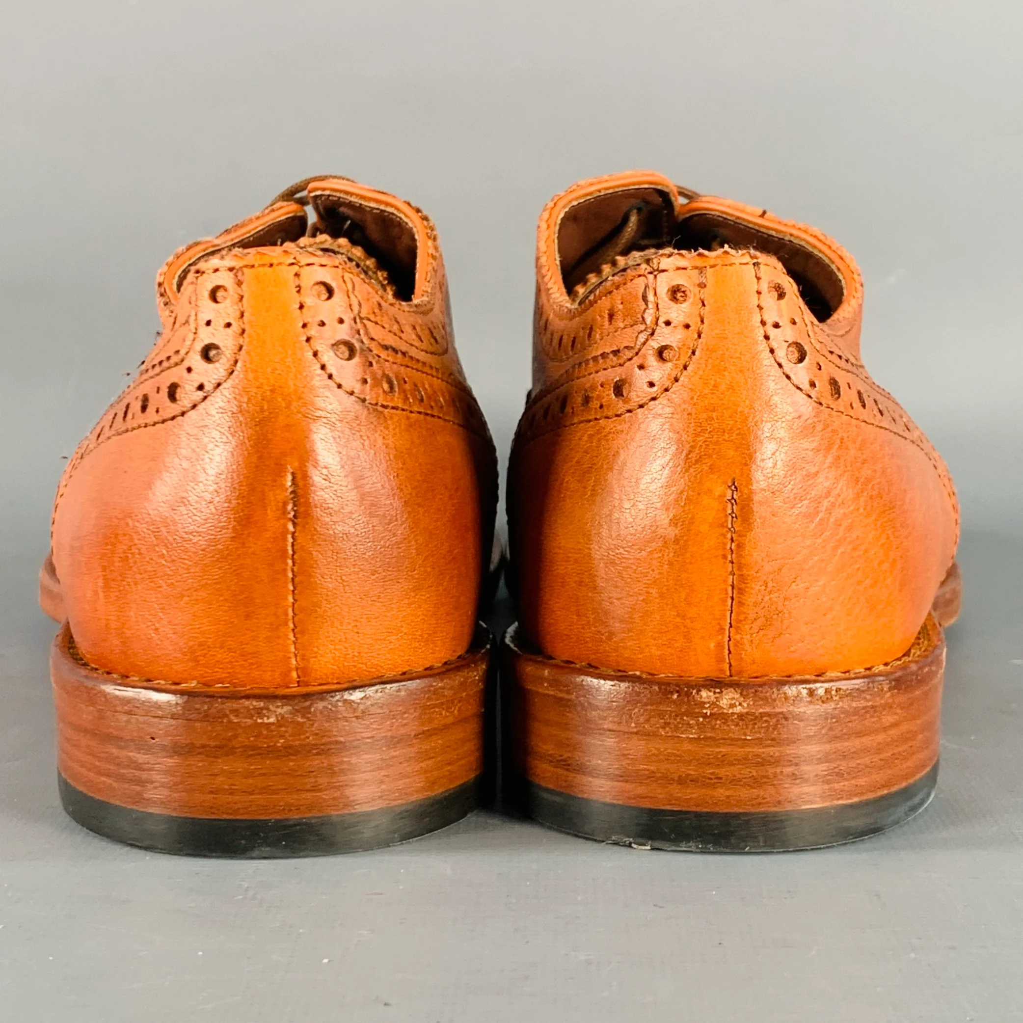 PAUL SMITH Size 7.5 Orange Perforated Leather Wingtip Lace-Up Flexible Travel Shoes - Image 3