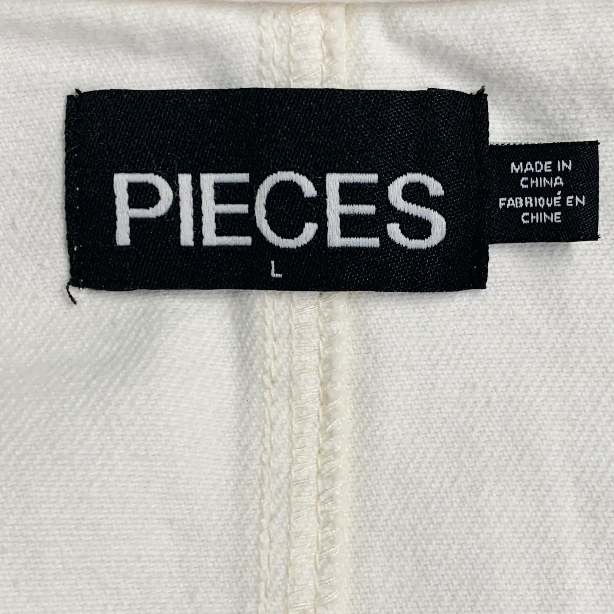 PIECES Size L Cream Cotton Twill Snaps Cape - Image 5