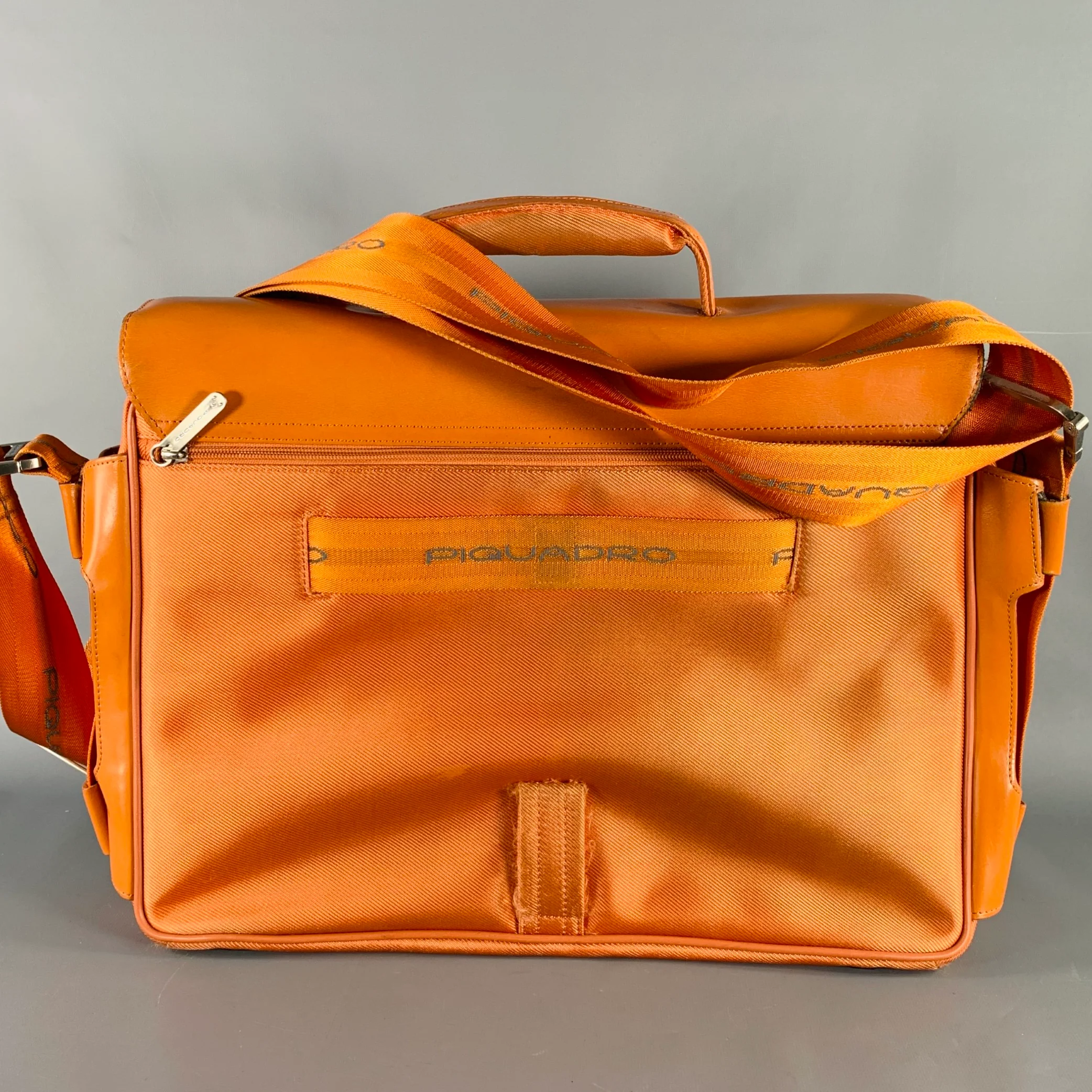 PIQUADRO Orange Leather Messenger Laptop Bag - Image 3