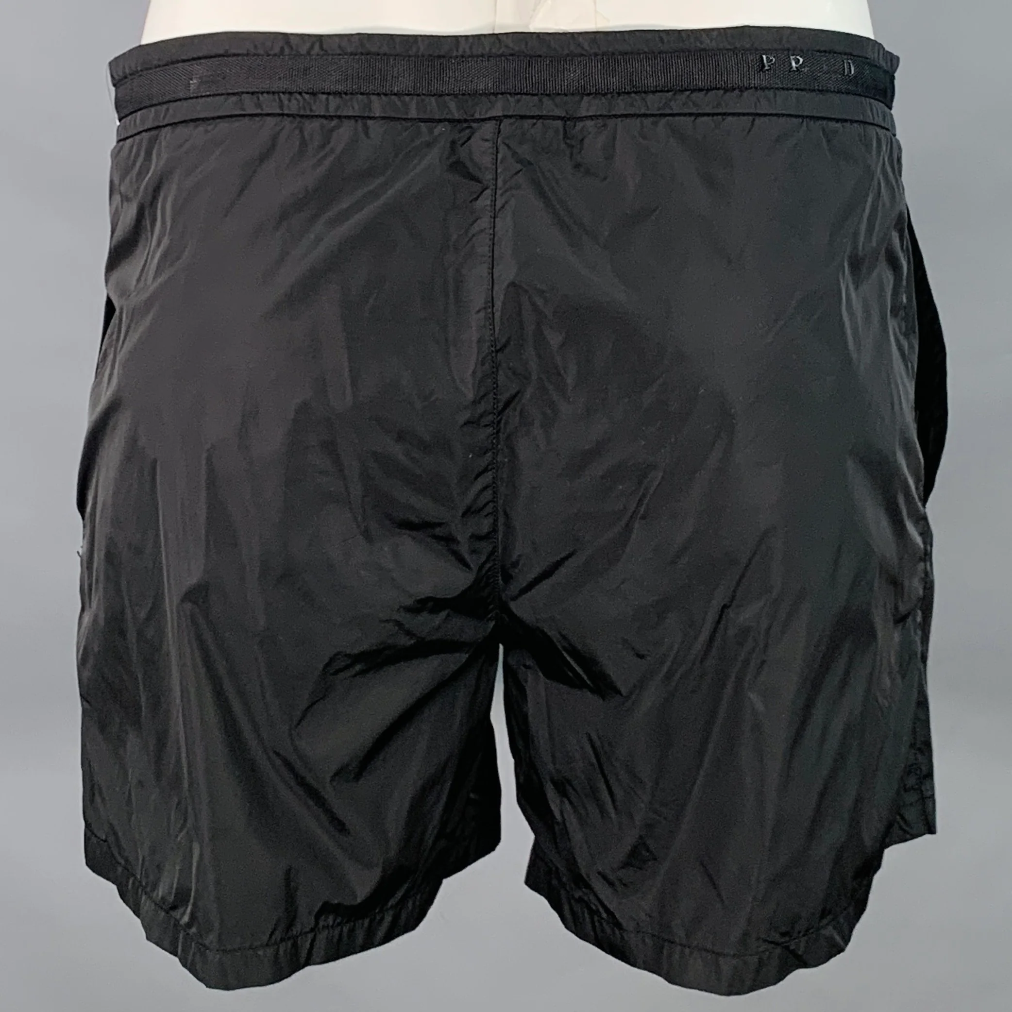 PRADA Size 34 Black Nylon Mesh Lined Zip Fly Swim Trunks - Image 3