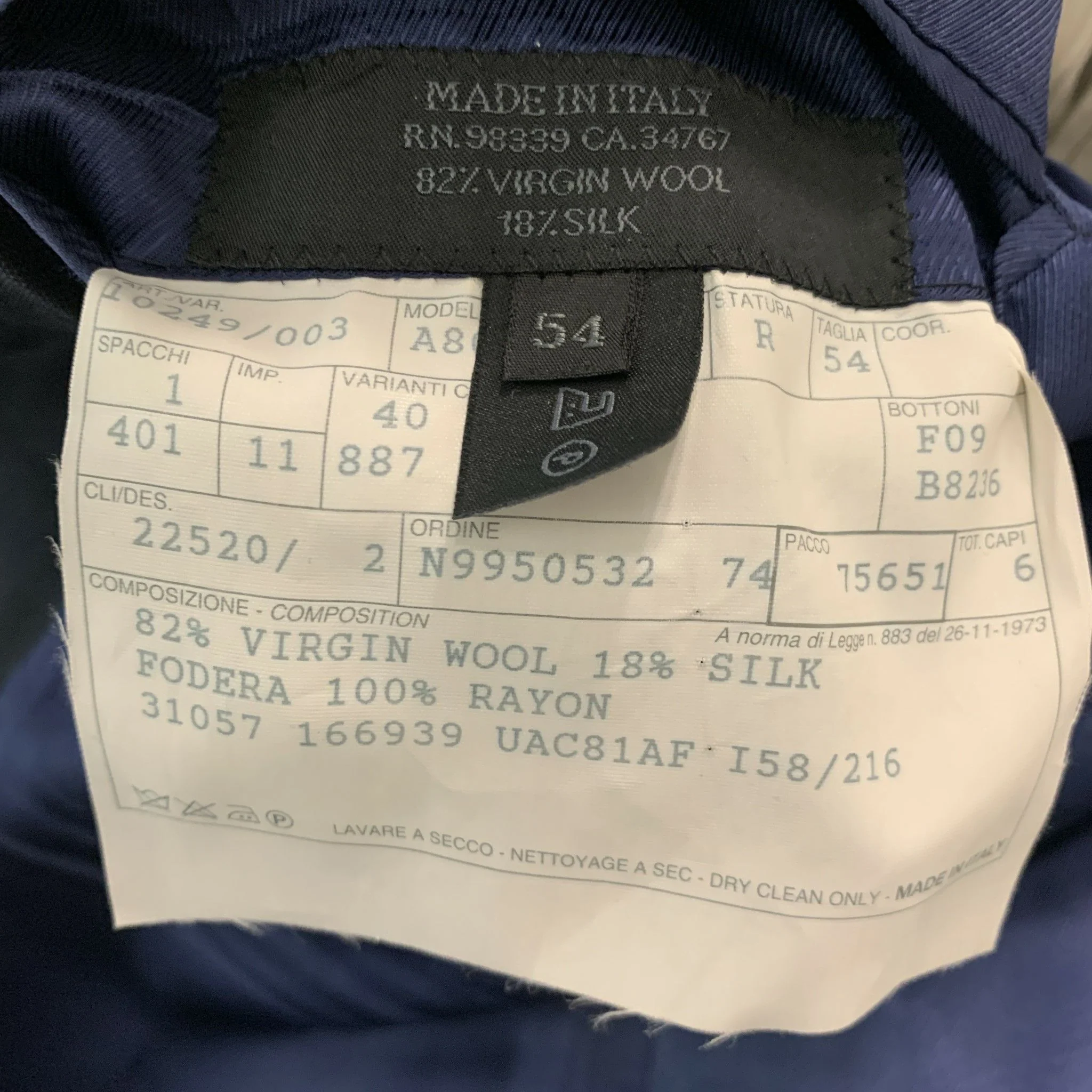 PRADA Size 44 Navy Virgin Wool Silk Single Breasted Suit - Image 10