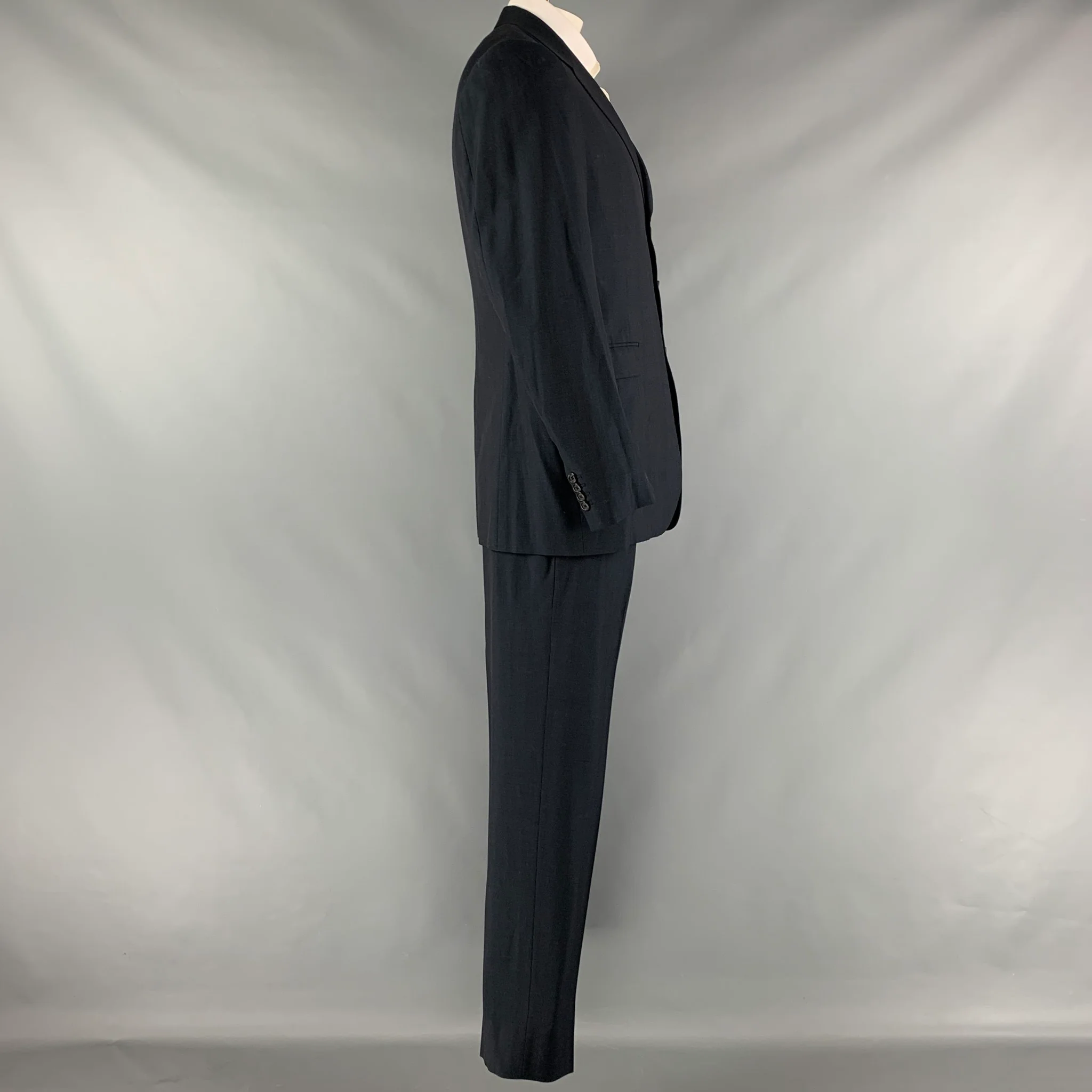 PRADA Size 44 Navy Virgin Wool Silk Single Breasted Suit - Image 3