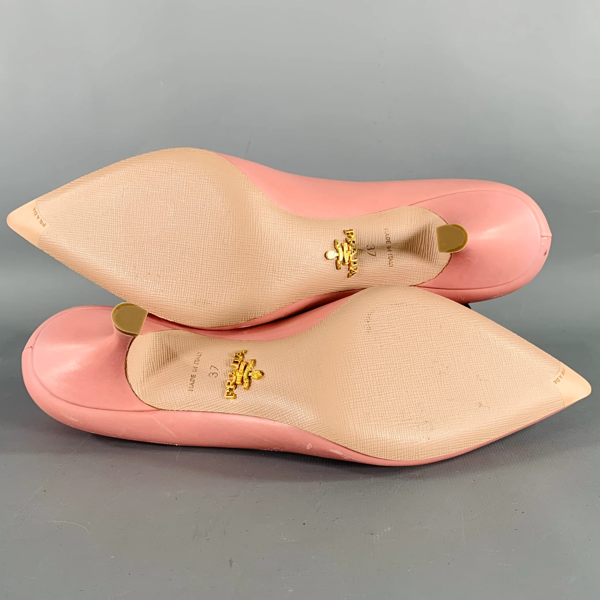 PRADA Size 7 Pink Leather Kitten Heel Pumps - Image 6