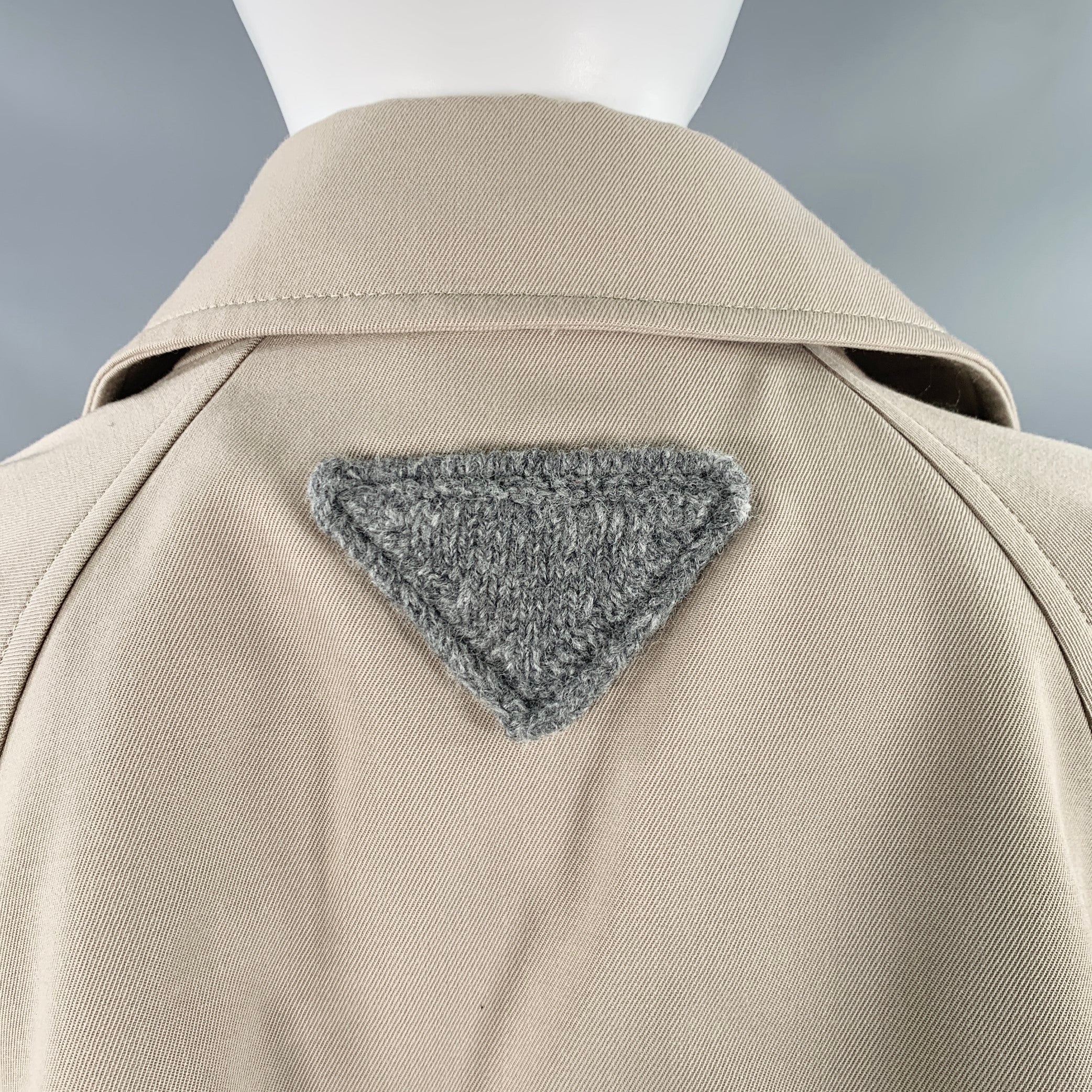 PRADA Size 8 Beige Virgin Wool Double Breasted Trenchcoat - Image 4