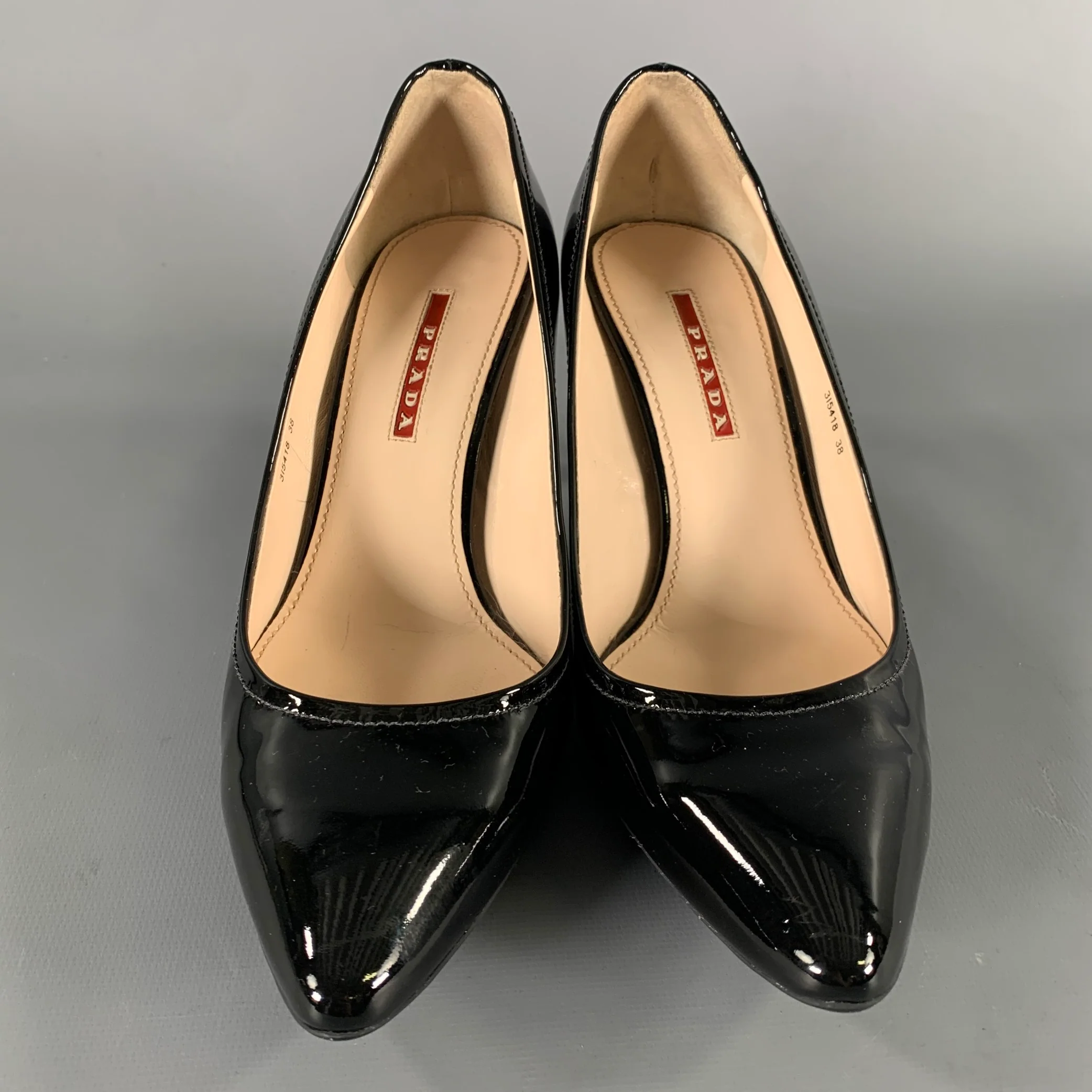 PRADA Size 8 Black Patent Leather Shiny Patent Pumps - Image 4