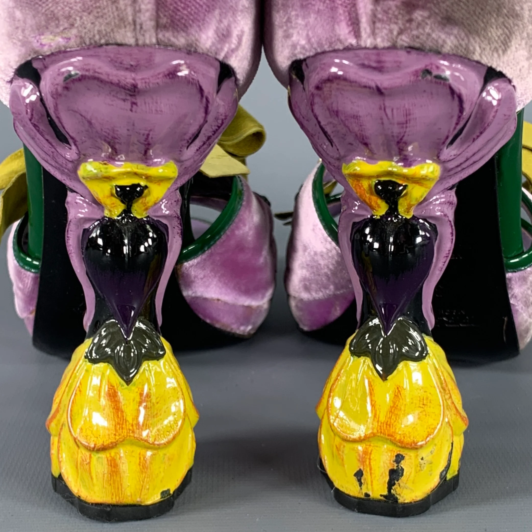 PRADA Size 8 SS08 Purple Green Velvet Patent Leather Heels Pumps - Image 4