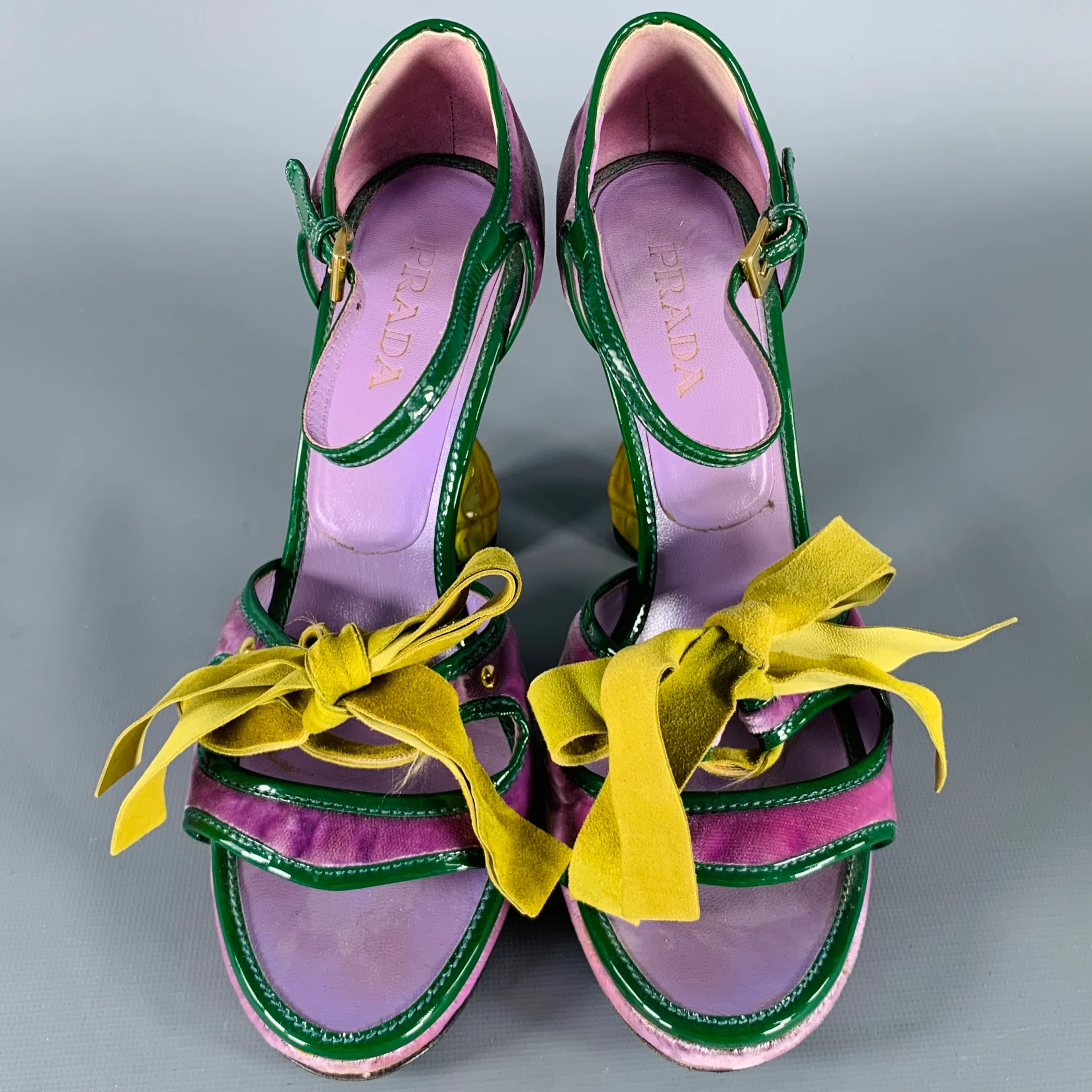 PRADA Size 8 SS08 Purple Green Velvet Patent Leather Heels Pumps - Image 5