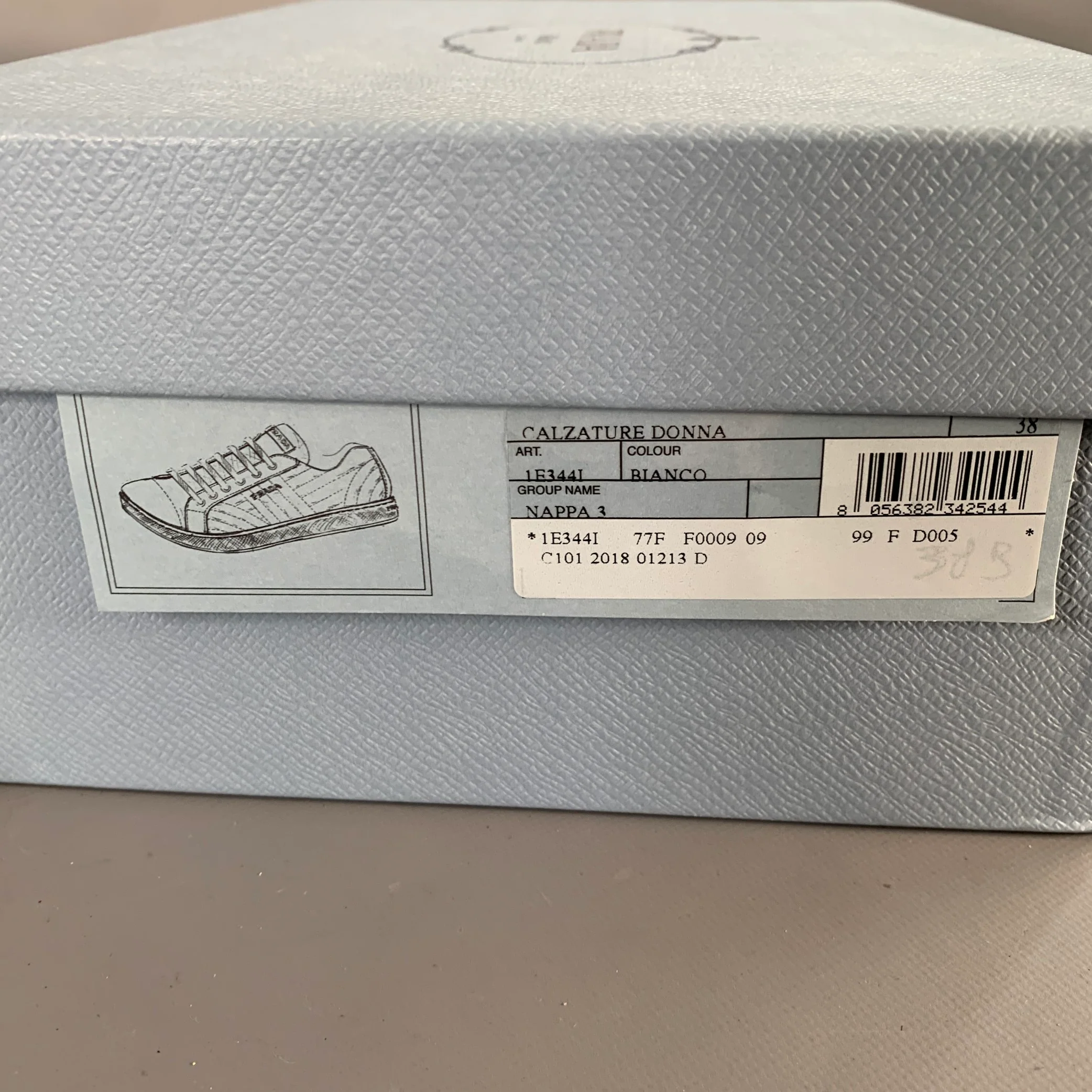 PRADA Size 8 White Leather Quilted Low Top Sneakers - Image 10