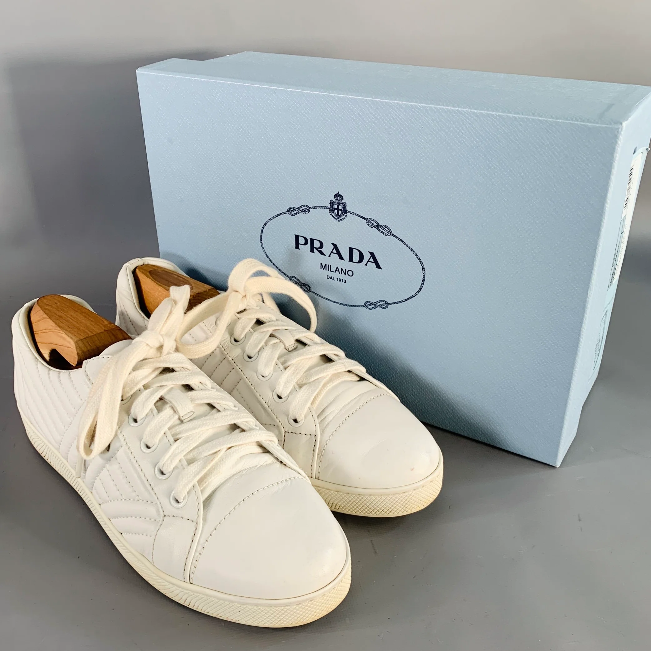 PRADA Size 8 White Leather Quilted Low Top Sneakers - Image 9