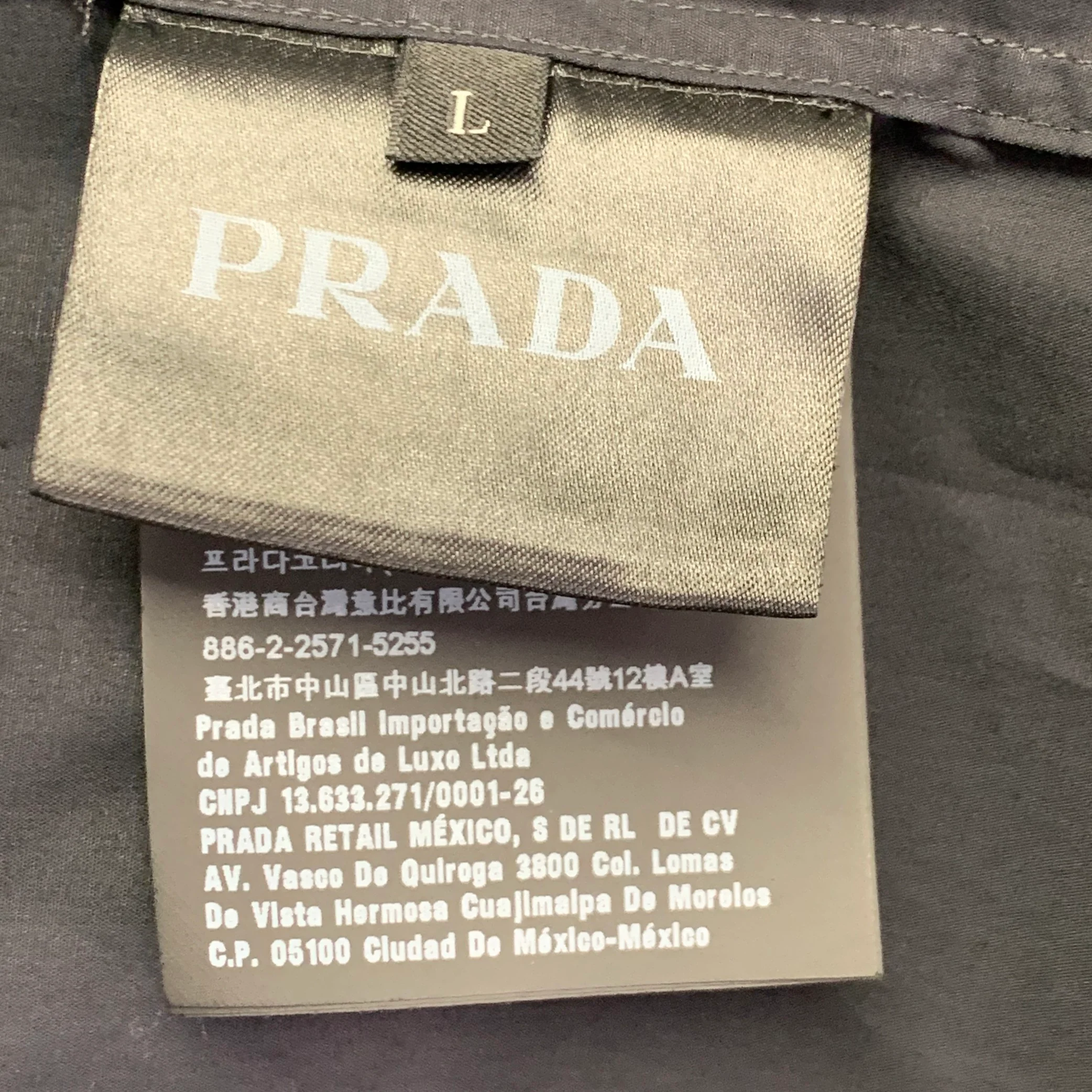 PRADA SS18 Size L James Jean Laser Monkey Black White Graphic Cotton Long Sleeve Shirt - Image 8