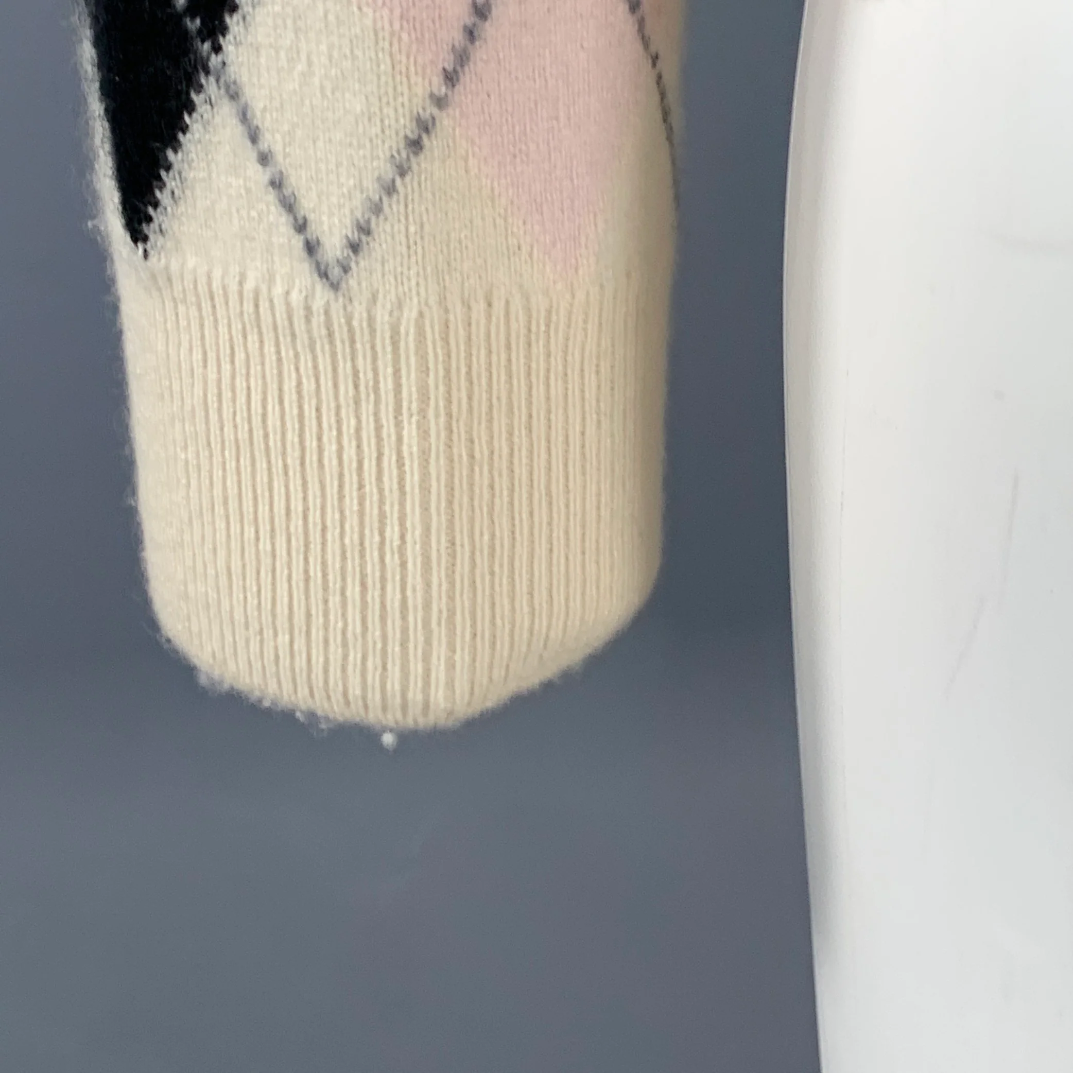 PRINGLE Size S Cream Pink Black Cashmere Argyle V-Neck Cardigan - Image 5