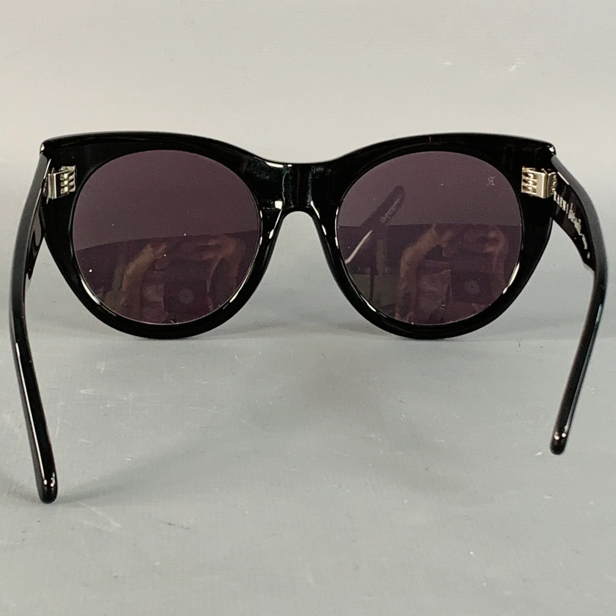 RAEN Durante Black Acetate Round Cat Eye Polarized Sunglasses - Image 3