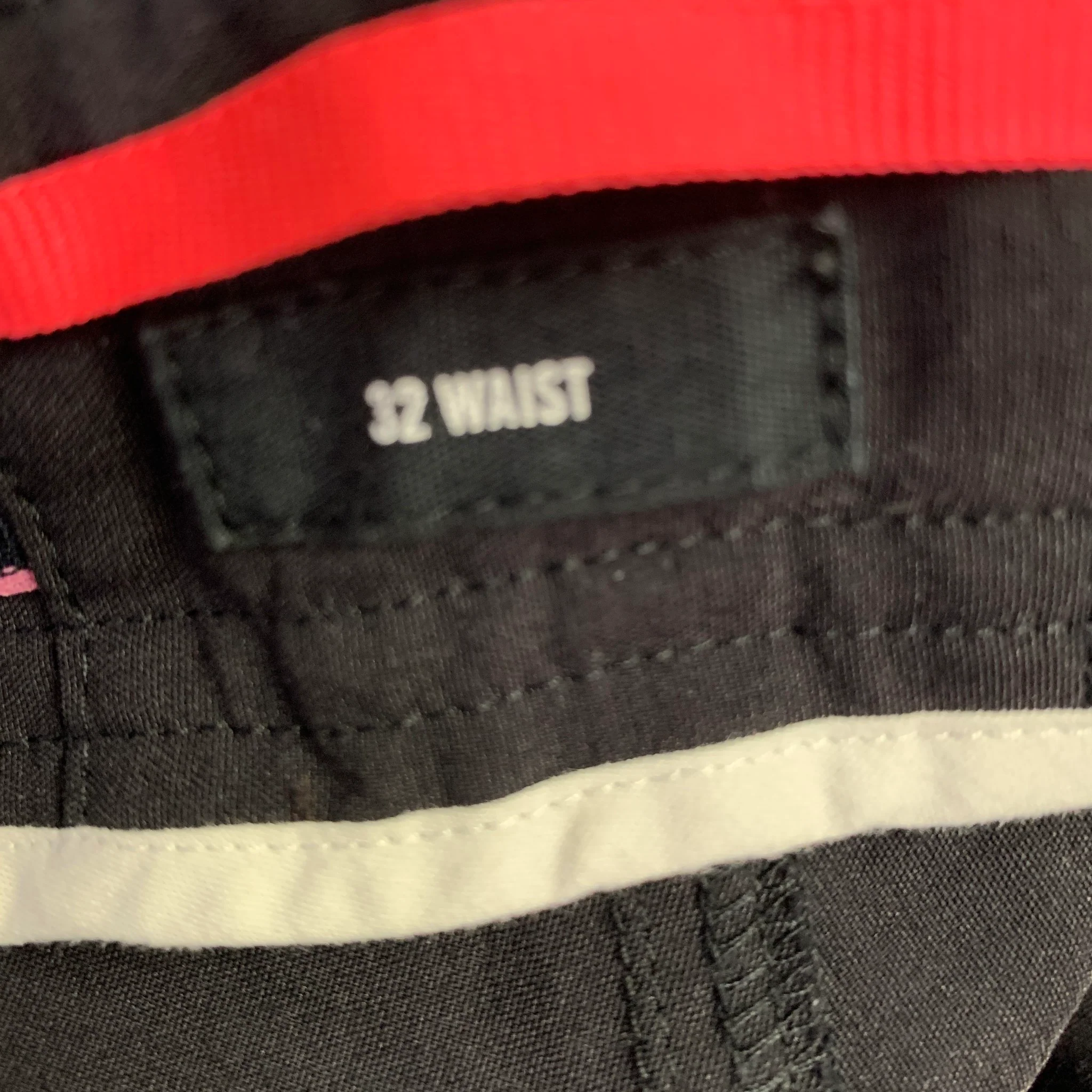 RAPHA Size 32 Randonnee Black Fuchsia Nylon Blend Shorts - Image 4