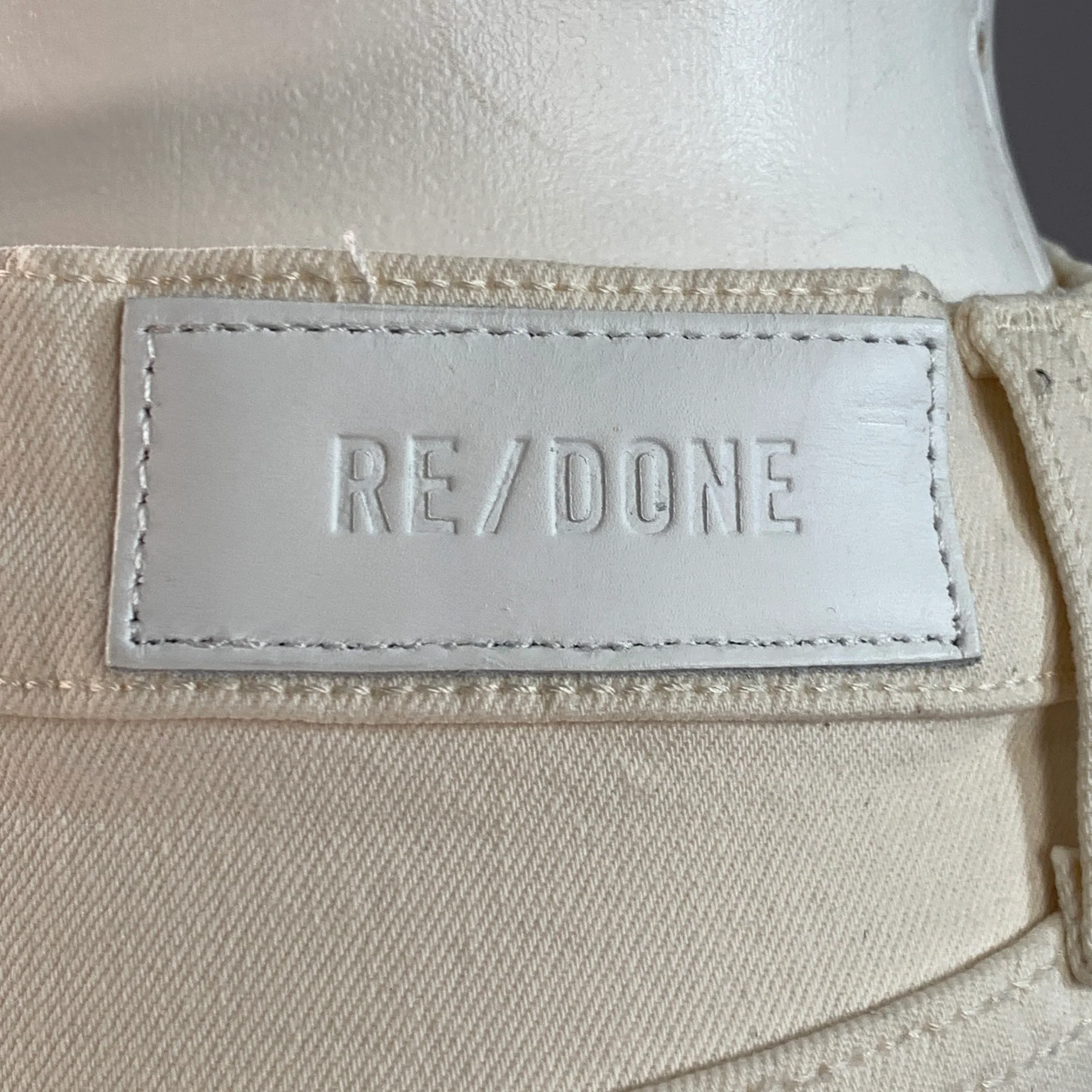 RE/DONE Size 26 Beige Cotton Blend Raw Edge Straight Button Fly Jeans - Image 3