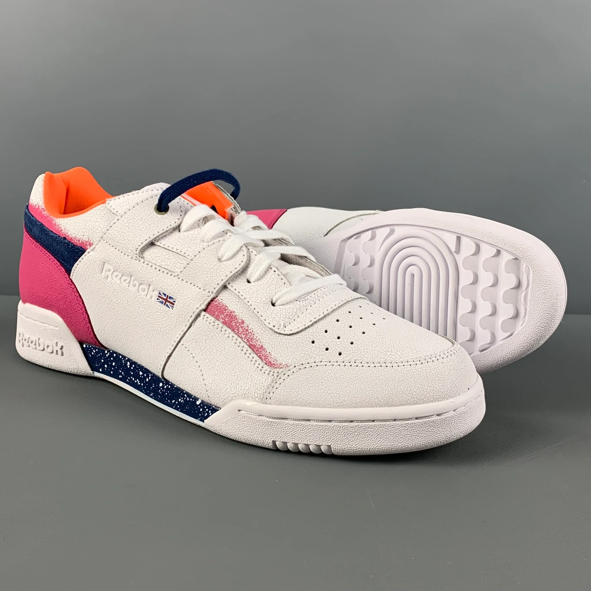 REEBOK Size 10.5 White Magenta Color Block Leather Lace Up Sneakers - Image 3