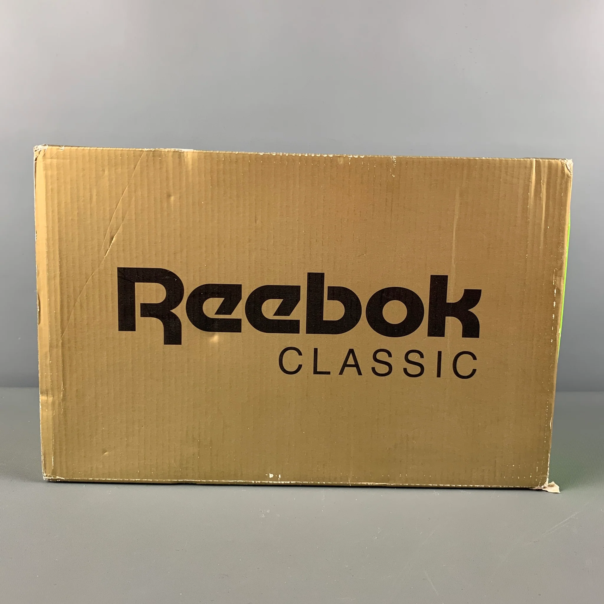 REEBOK Size 10.5 White Magenta Color Block Leather Lace Up Sneakers - Image 9