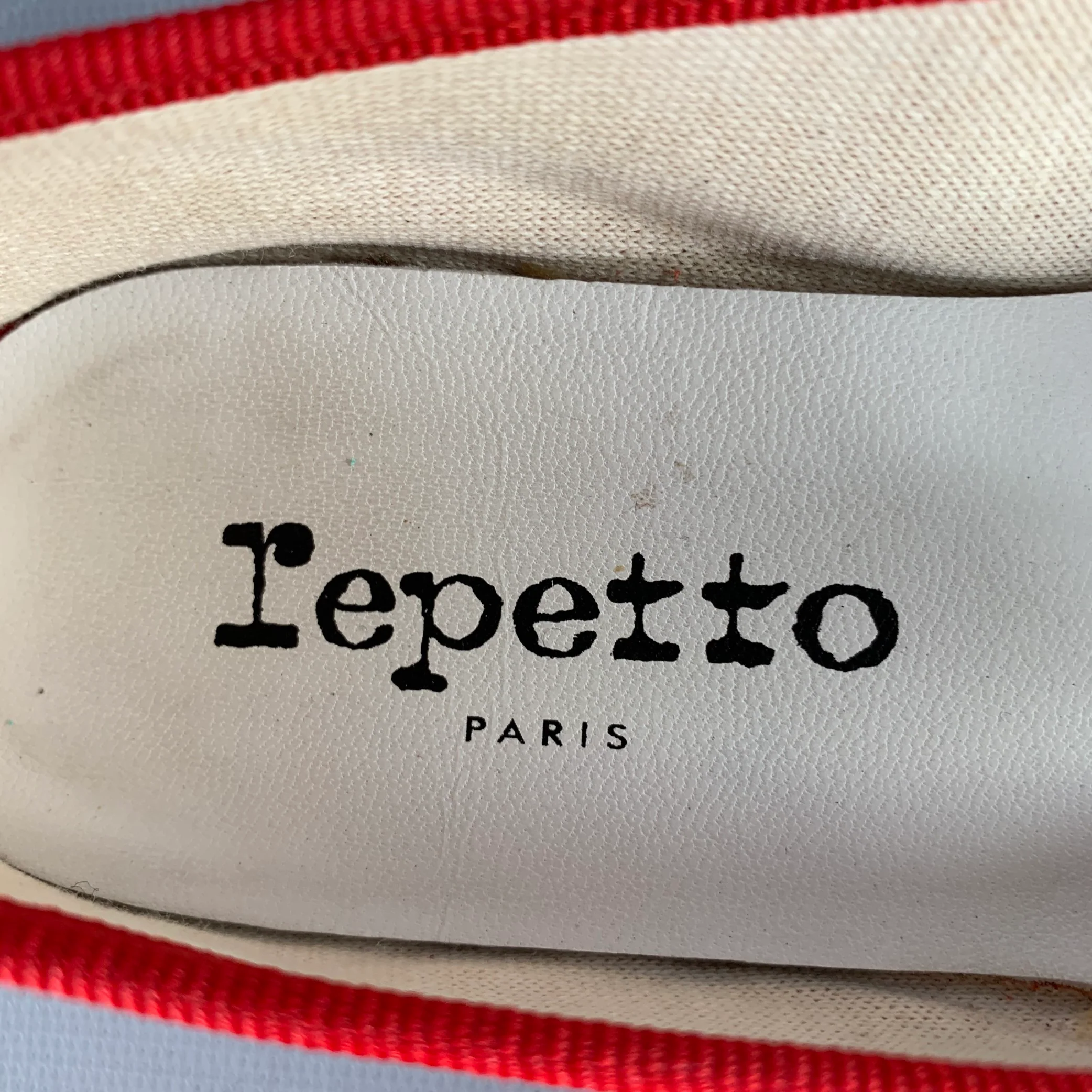 REPETTO Size 6.5 Red Patent Leather Ballet Flats - Image 7
