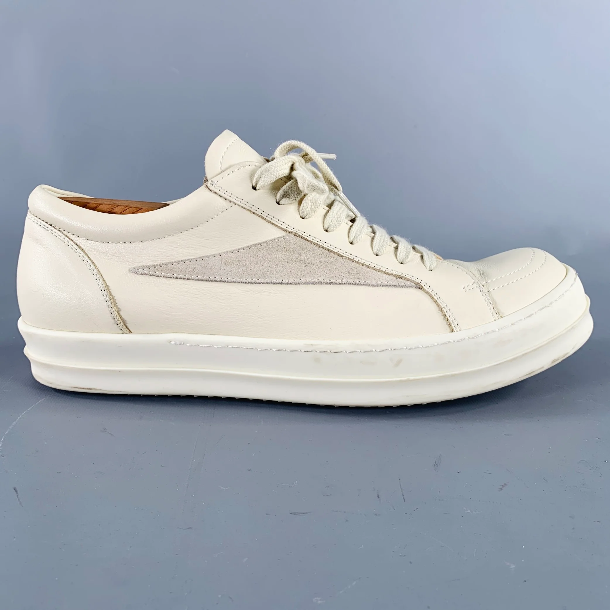 RICK OWENS Size 11 Cream Leather Lace-Up Sneakers - Image 2