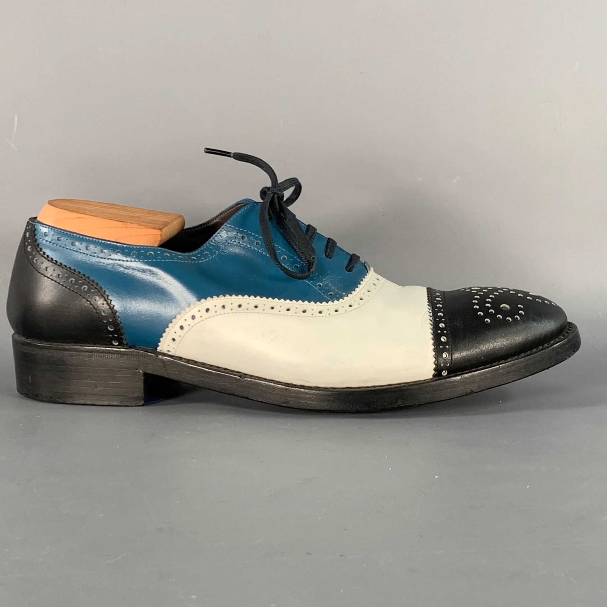 ROBERT CLERGERIE Size 9 Black White Blue Leather Perforated Spectator Lace-Up Shoes - Image 2