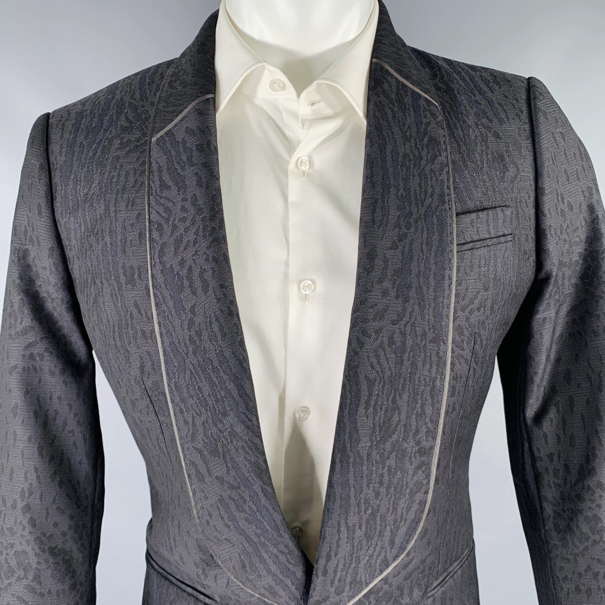 ROBERTO CAVALLI Size 38 Black Animal Print Virgin Wool Sport Coat - Image 2