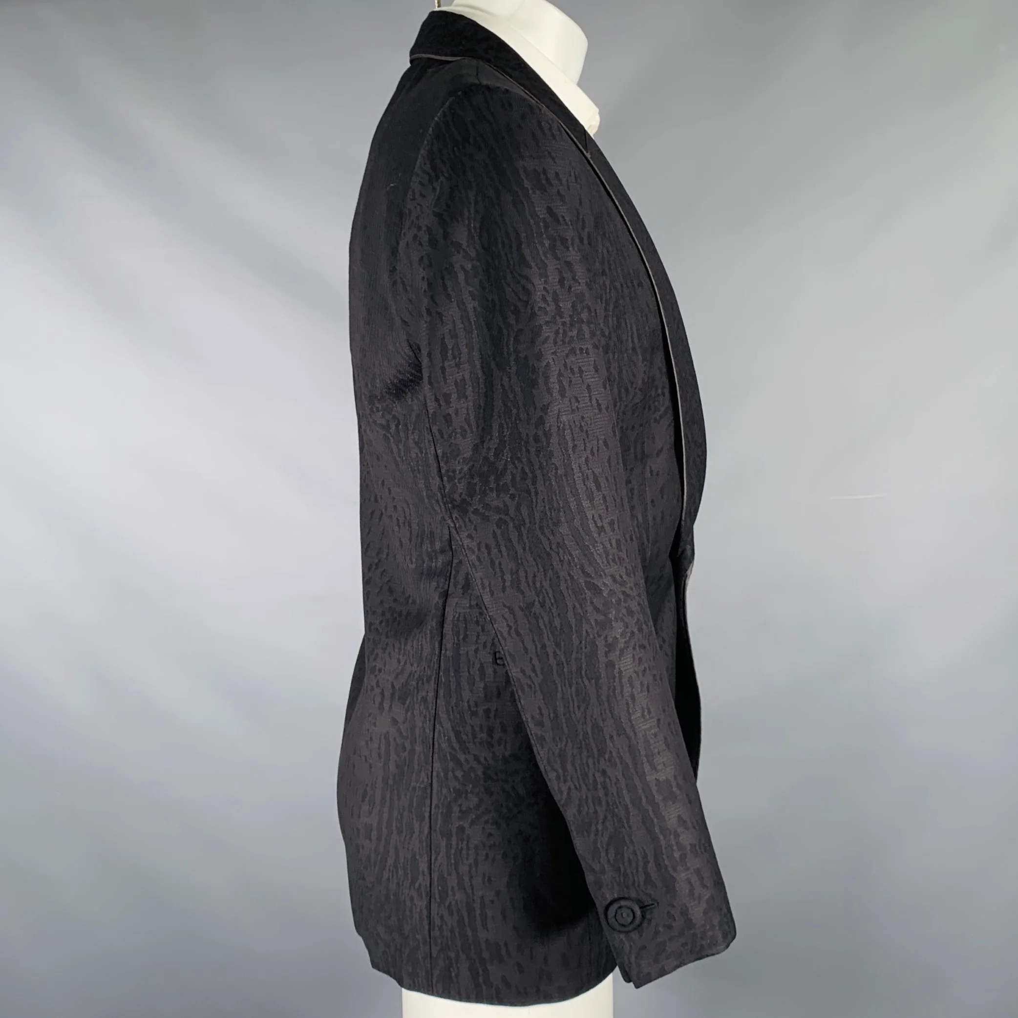 ROBERTO CAVALLI Size 38 Black Animal Print Virgin Wool Sport Coat - Image 3