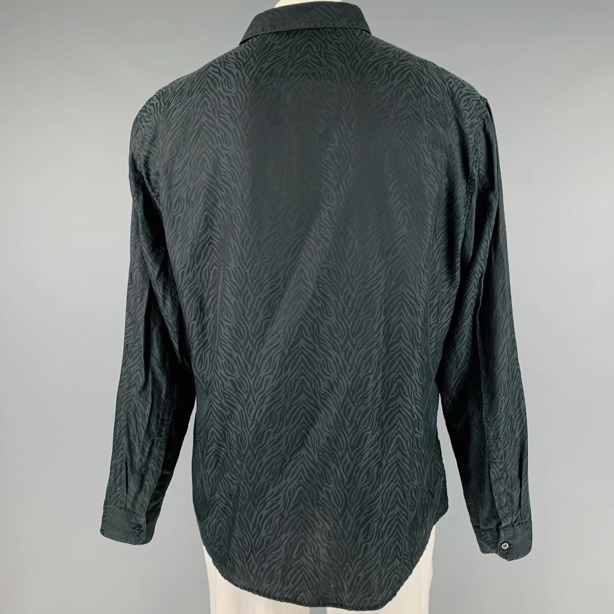 ROBERTO CAVALLI Size XL Black Animal Print Cotton Silk Long Sleeve Shirt - Image 4