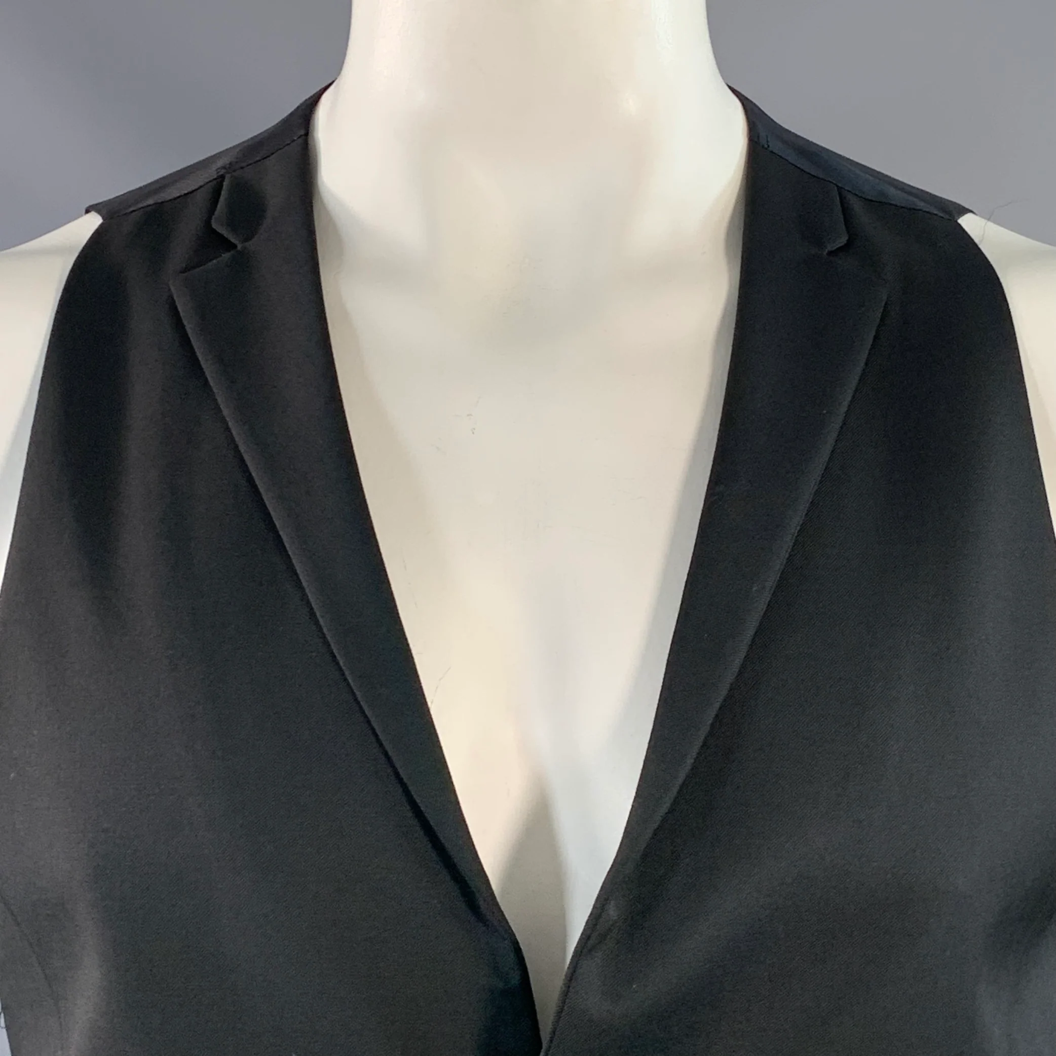 ROMEO GIGLI Size 42 Black Twill Virgin Wool Notch Lapel Vest - Image 2