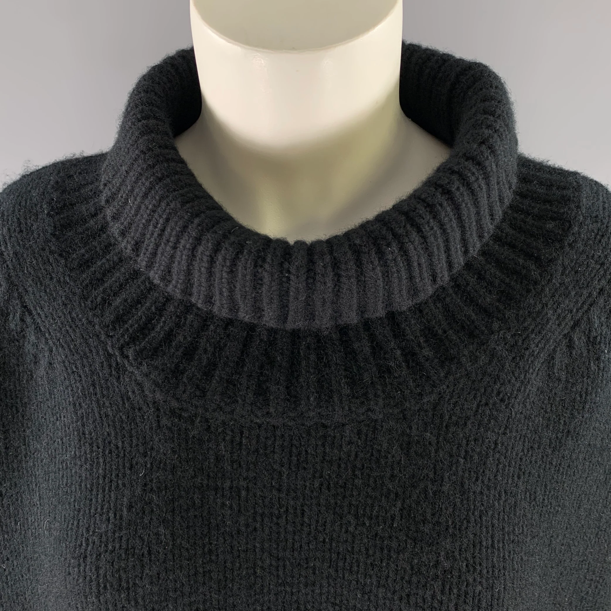 SABLYN Size L Black Cashmere Polyester Turtleneck Sweater - Image 2