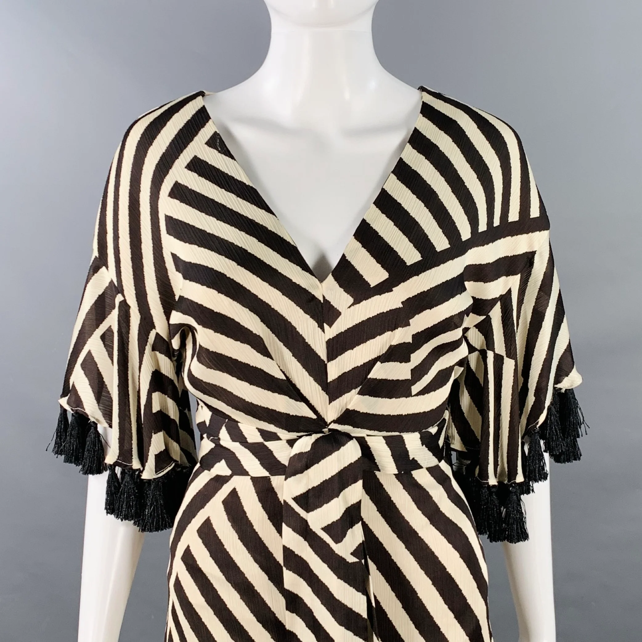 SACHIN & BABI Size 8 Brown Cream Polyester Stripe Short Sleeve Long V-Neck Dress - Image 2