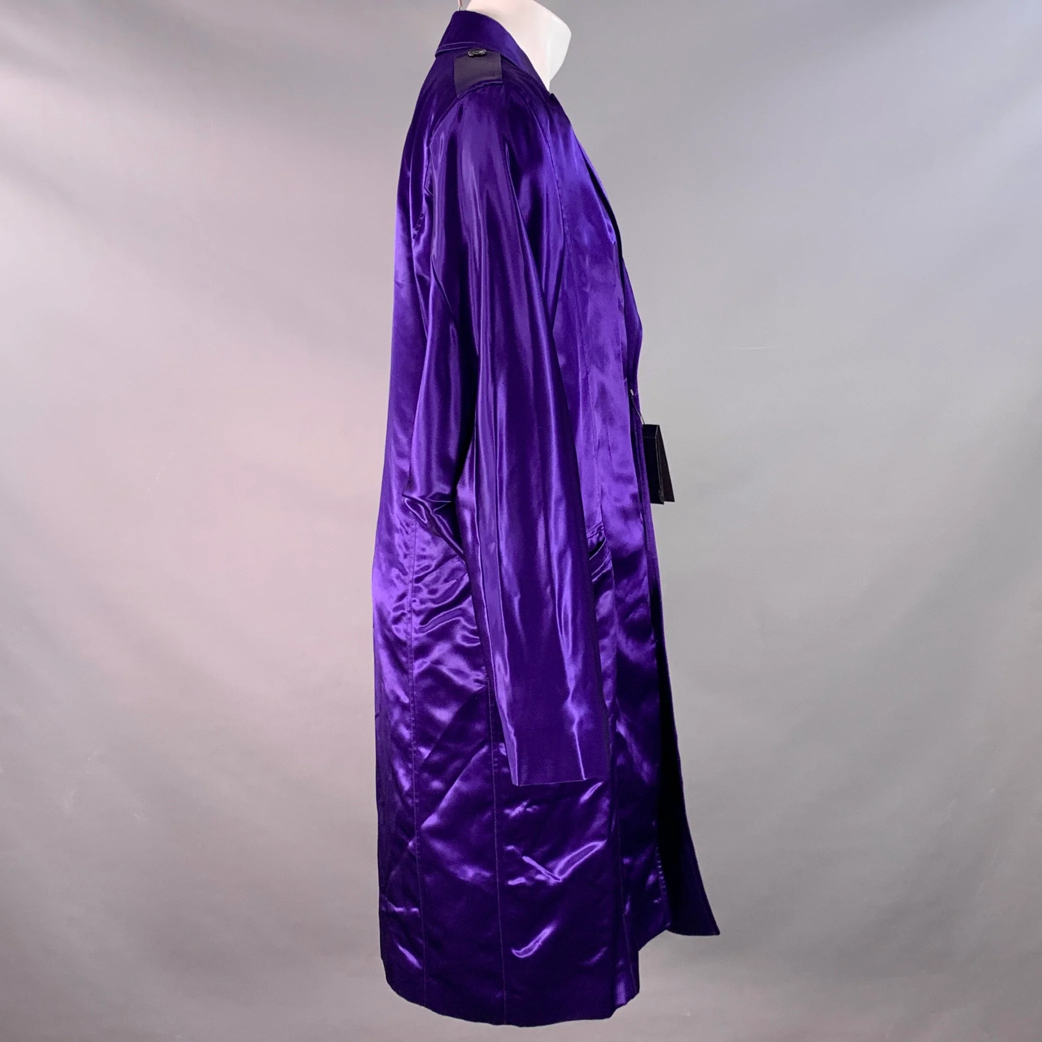 SAINT LAURENT FW22 Size 38 Purple Viscose Satin Peak Lapel Trench Coat - Image 3