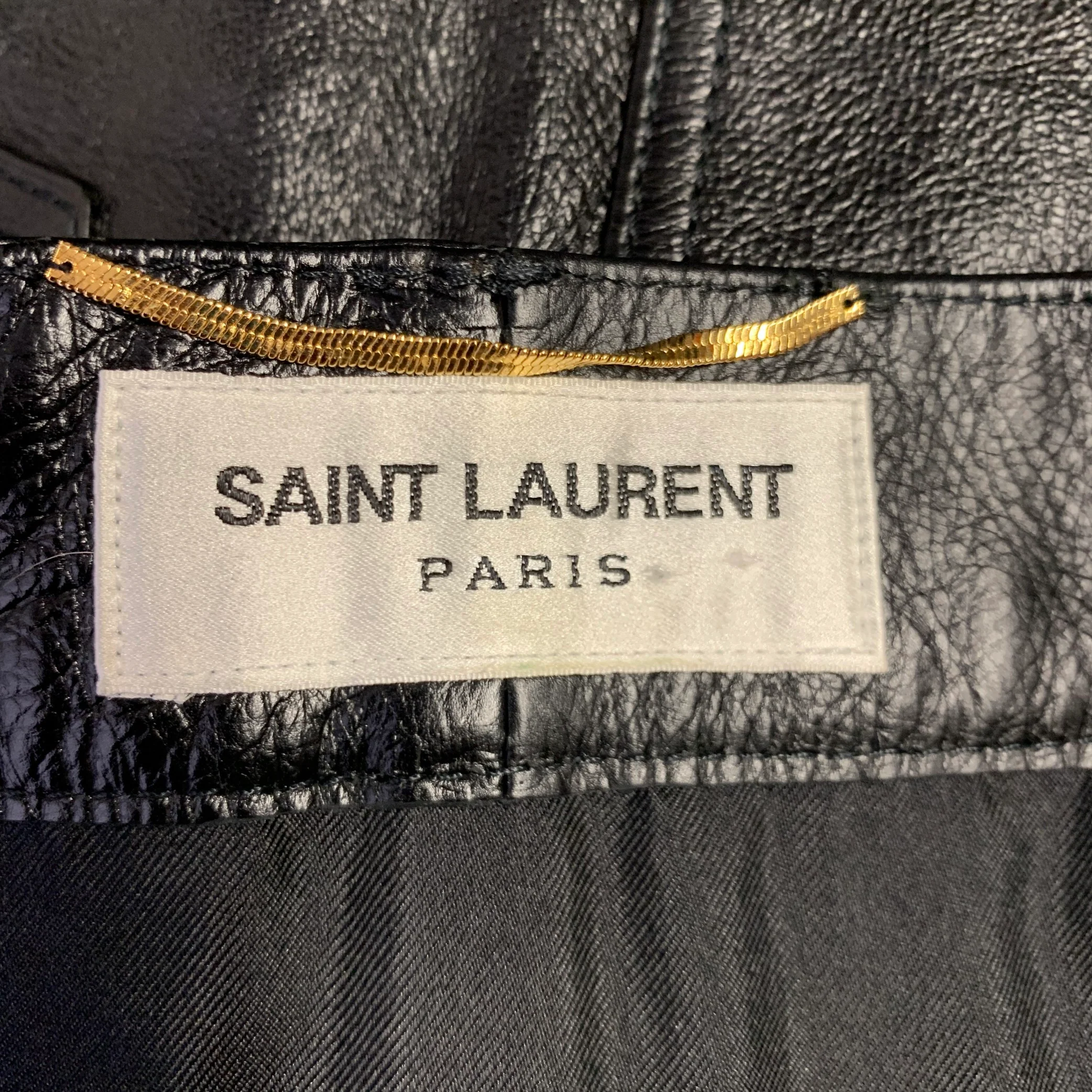 SAINT LAURENT Size 10 Black Calfskin Leather Mini Skirt - Image 4