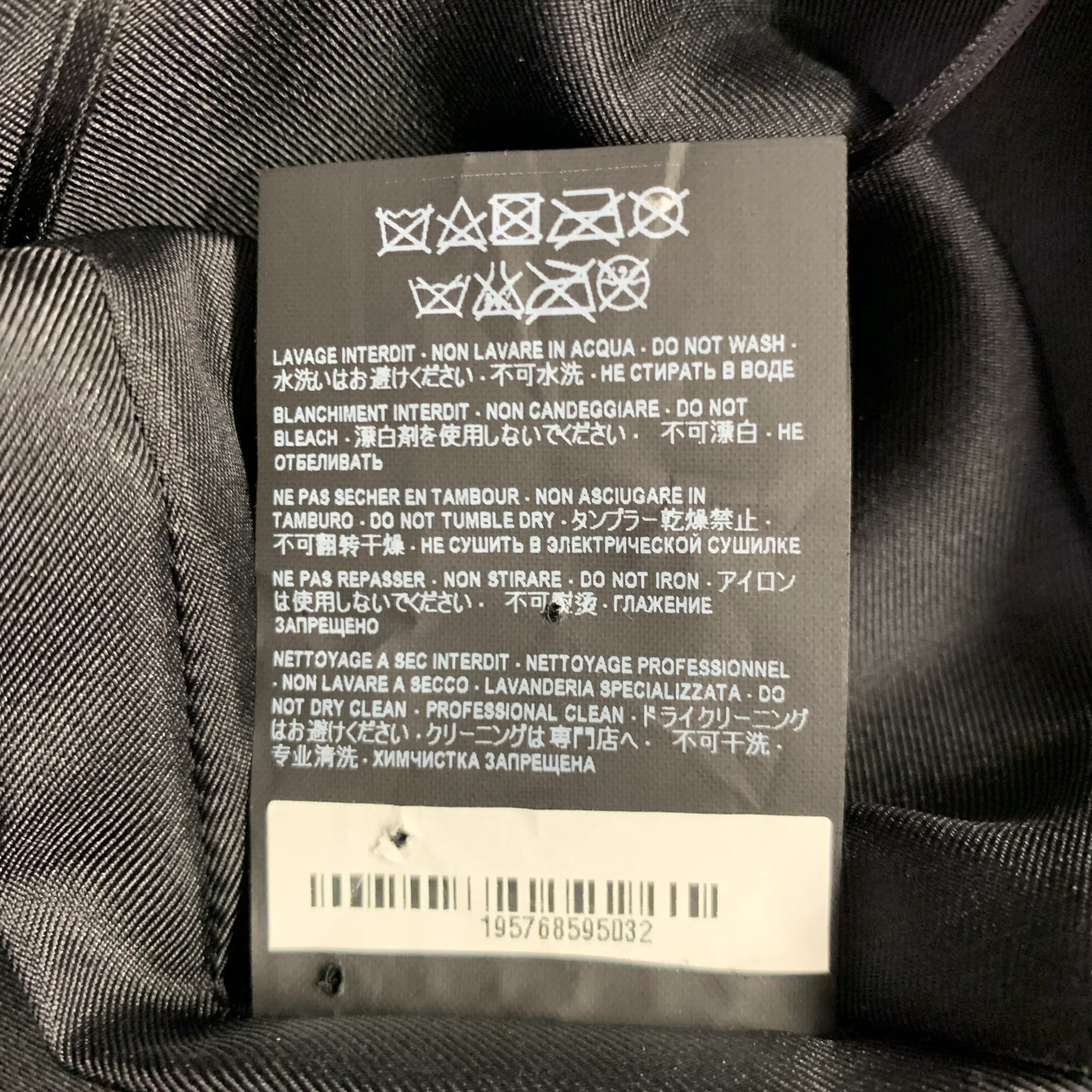 SAINT LAURENT Size 10 Black Calfskin Leather Mini Skirt - Image 7
