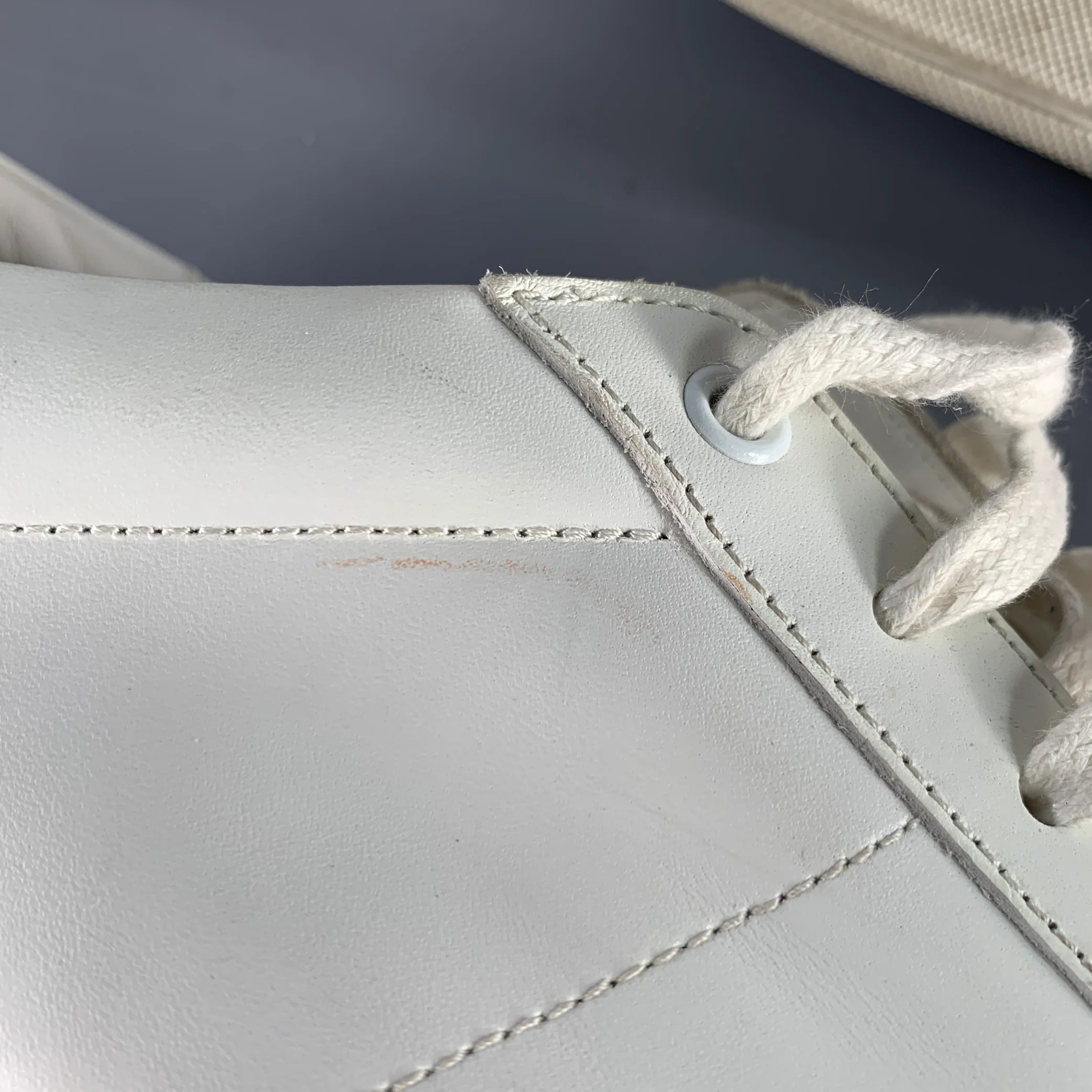 SAINT LAURENT Size 12 White Leather Low Top Sneakers - Image 9