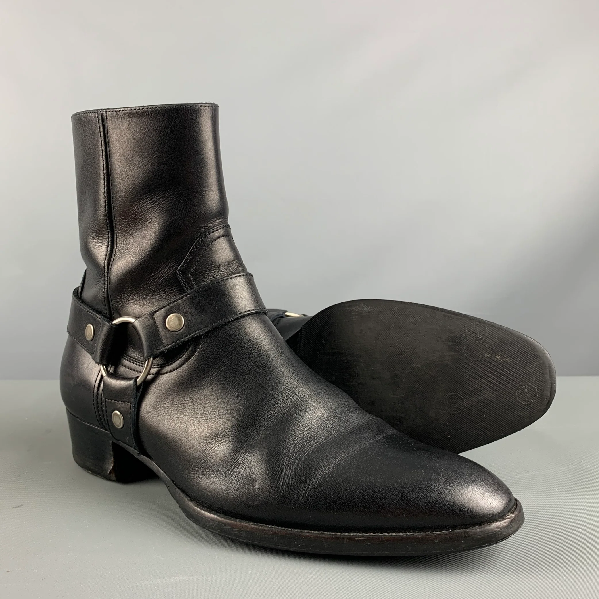 SAINT LAURENT Size 9 Black Leather Harness Boots - Image 5