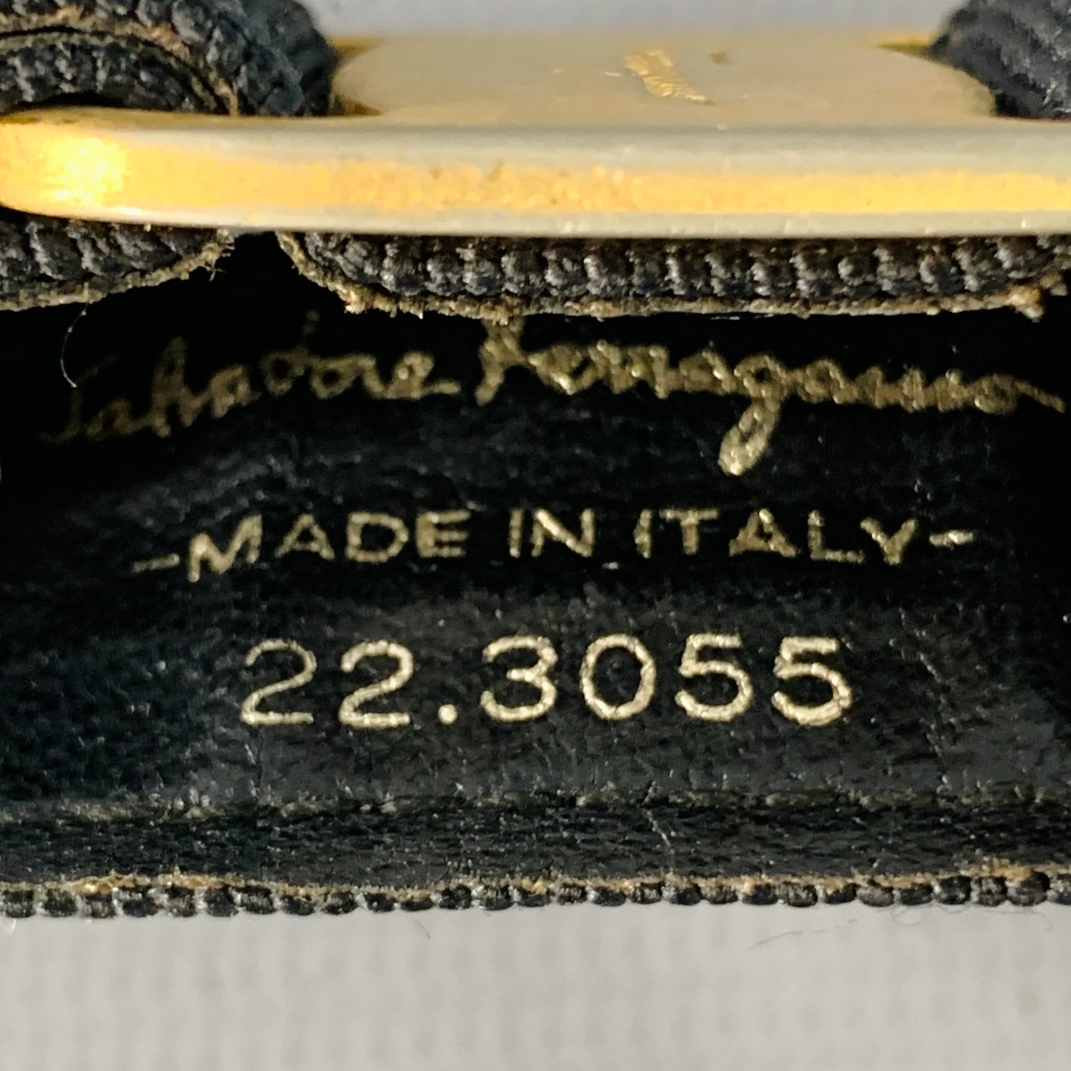 SALVATORE FERRAGAMO Black Gold Nylon Metal Logo Strap Keychain - Image 3