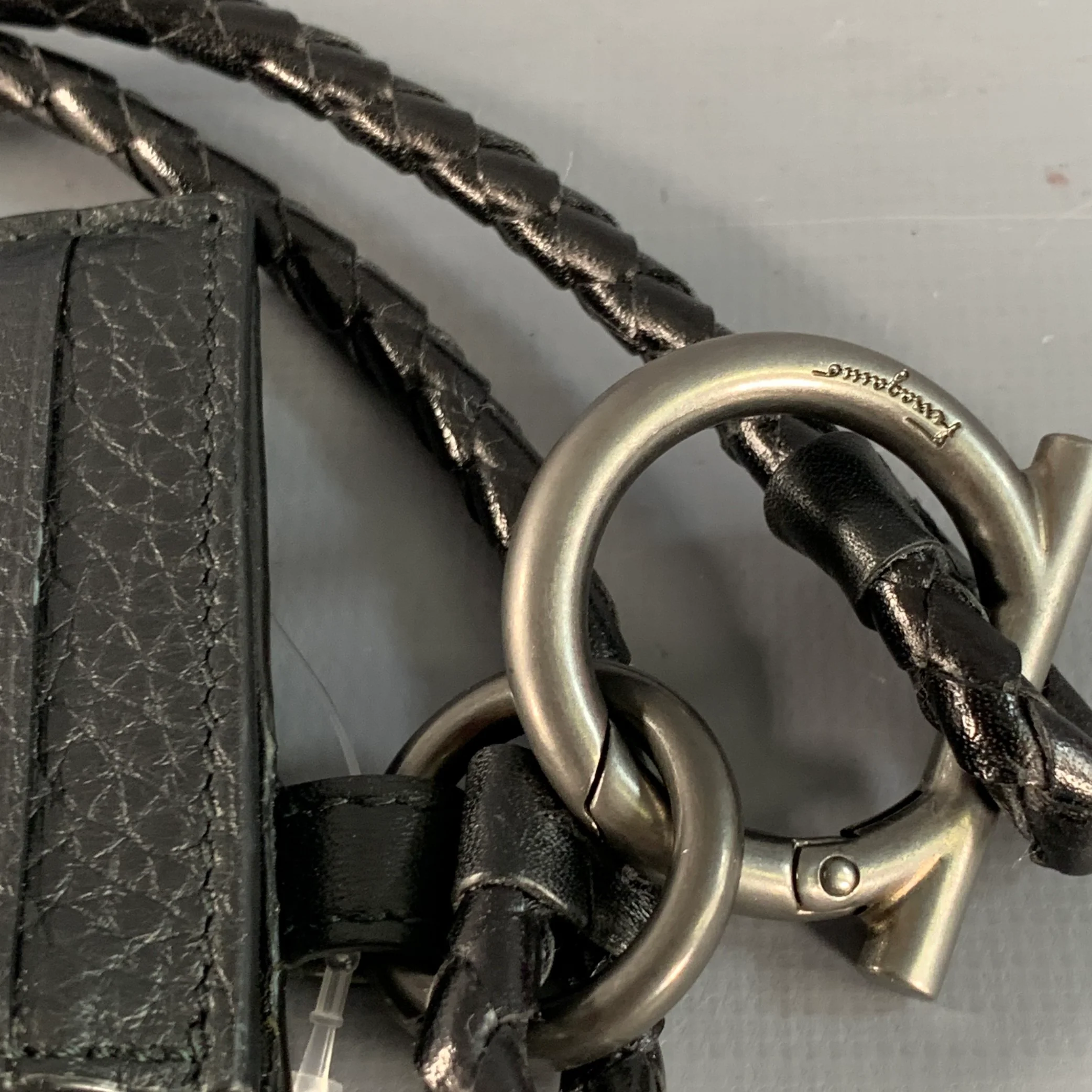 SALVATORE FERRAGAMO One Size Black Pebble Grain Leather Card Case Lanyard - Image 3