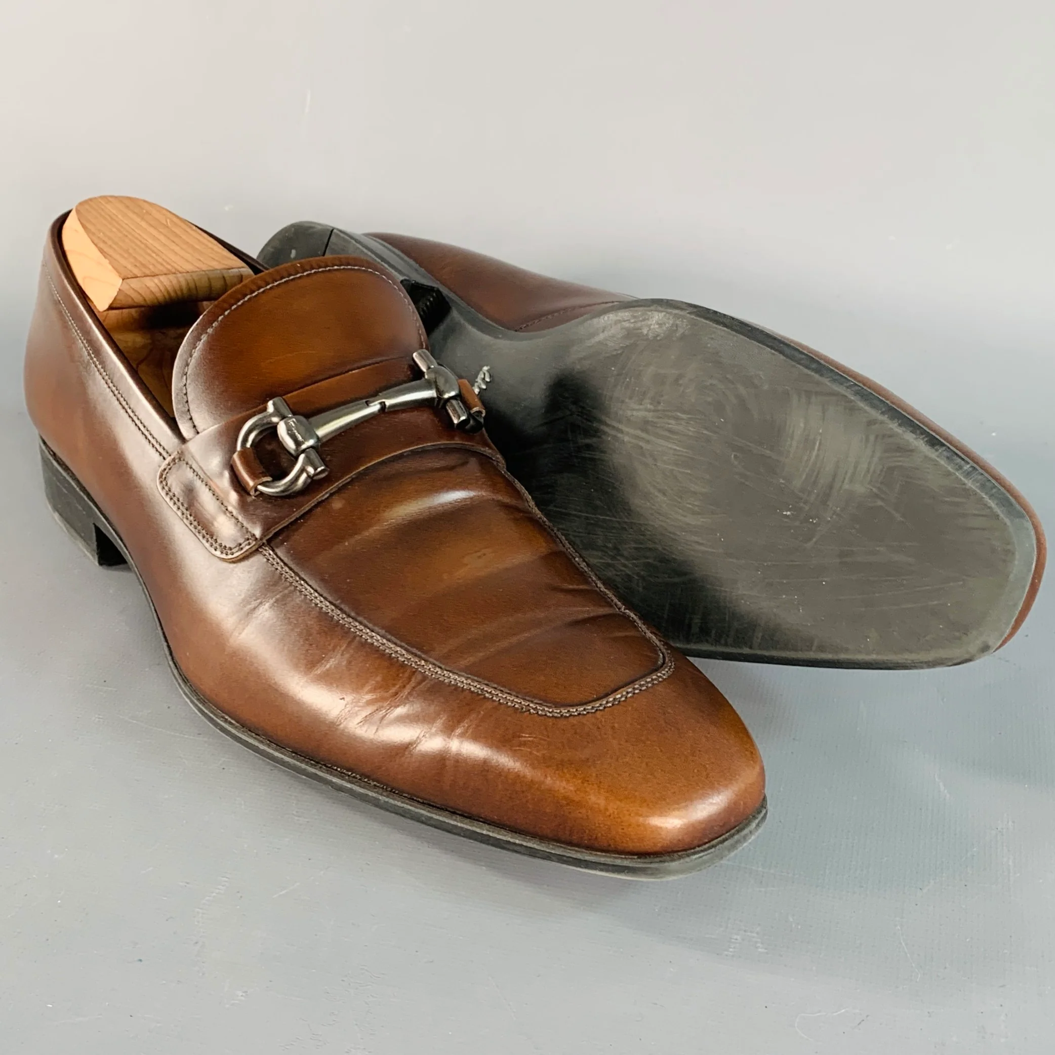SALVATORE FERRAGAMO Size 10.5 Giant Brown Silver Leather Horsebit Loafers - Image 5