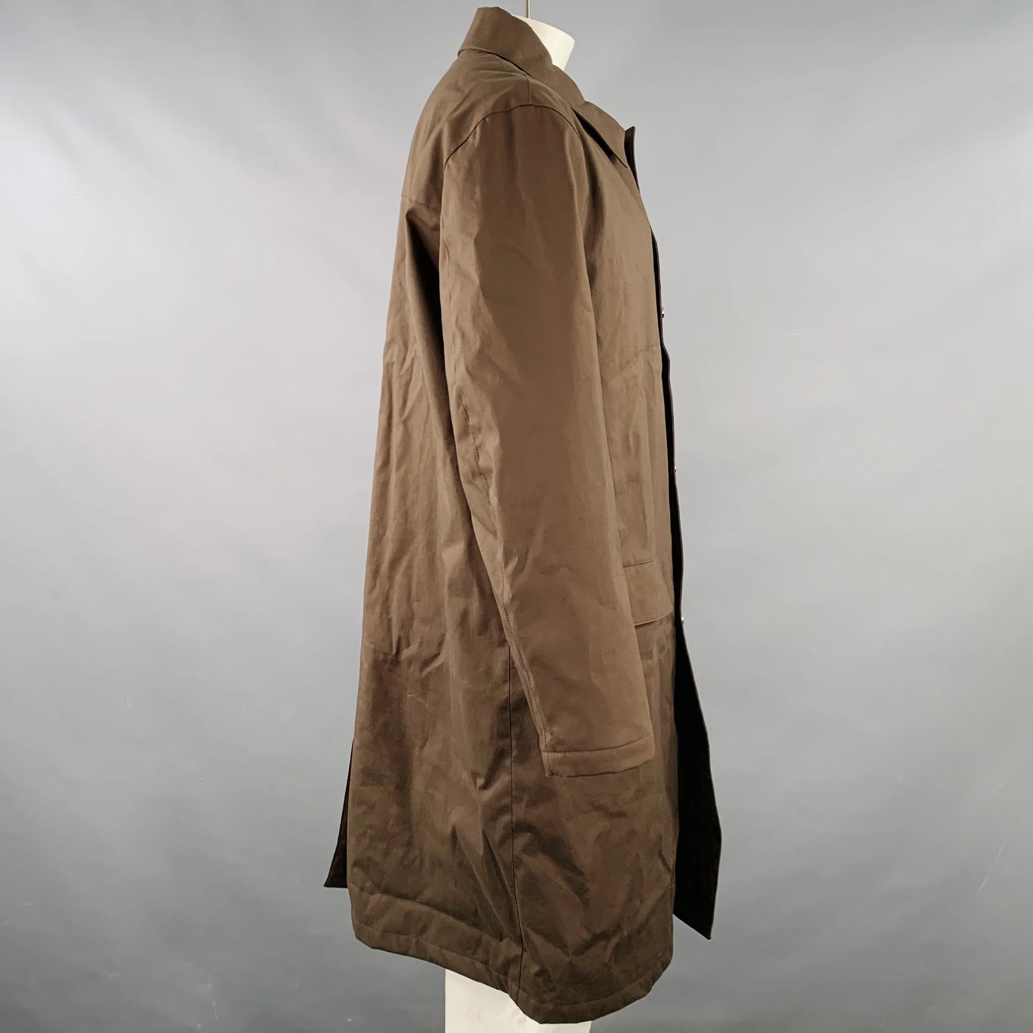 SALVATORE FERRAGAMO Size 44 Brown Cotton Blend Turn Lock Coat - Image 3